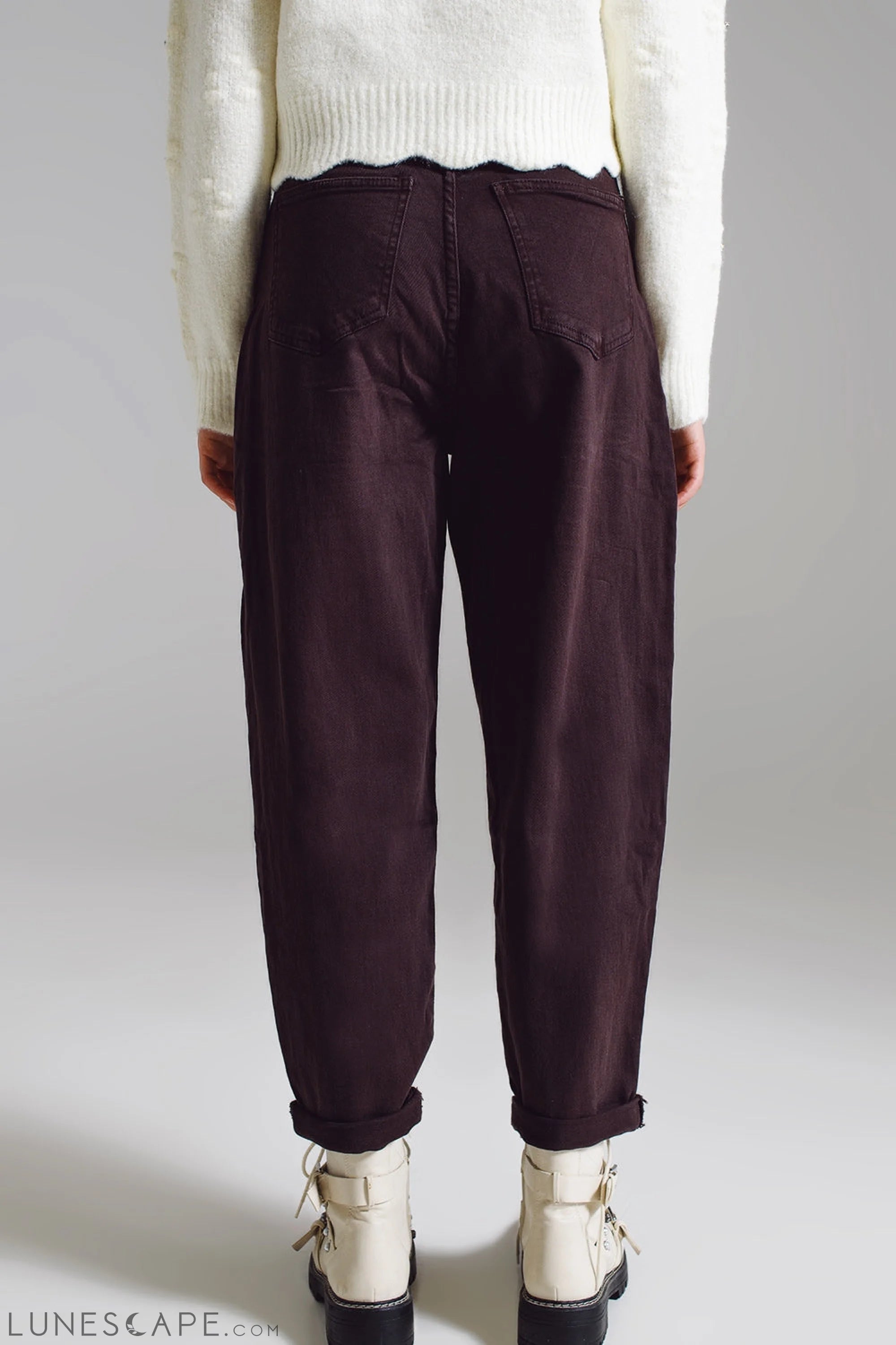 Brown Relaxed Pants With Pocket Detail at the Waist LUNESCAPE