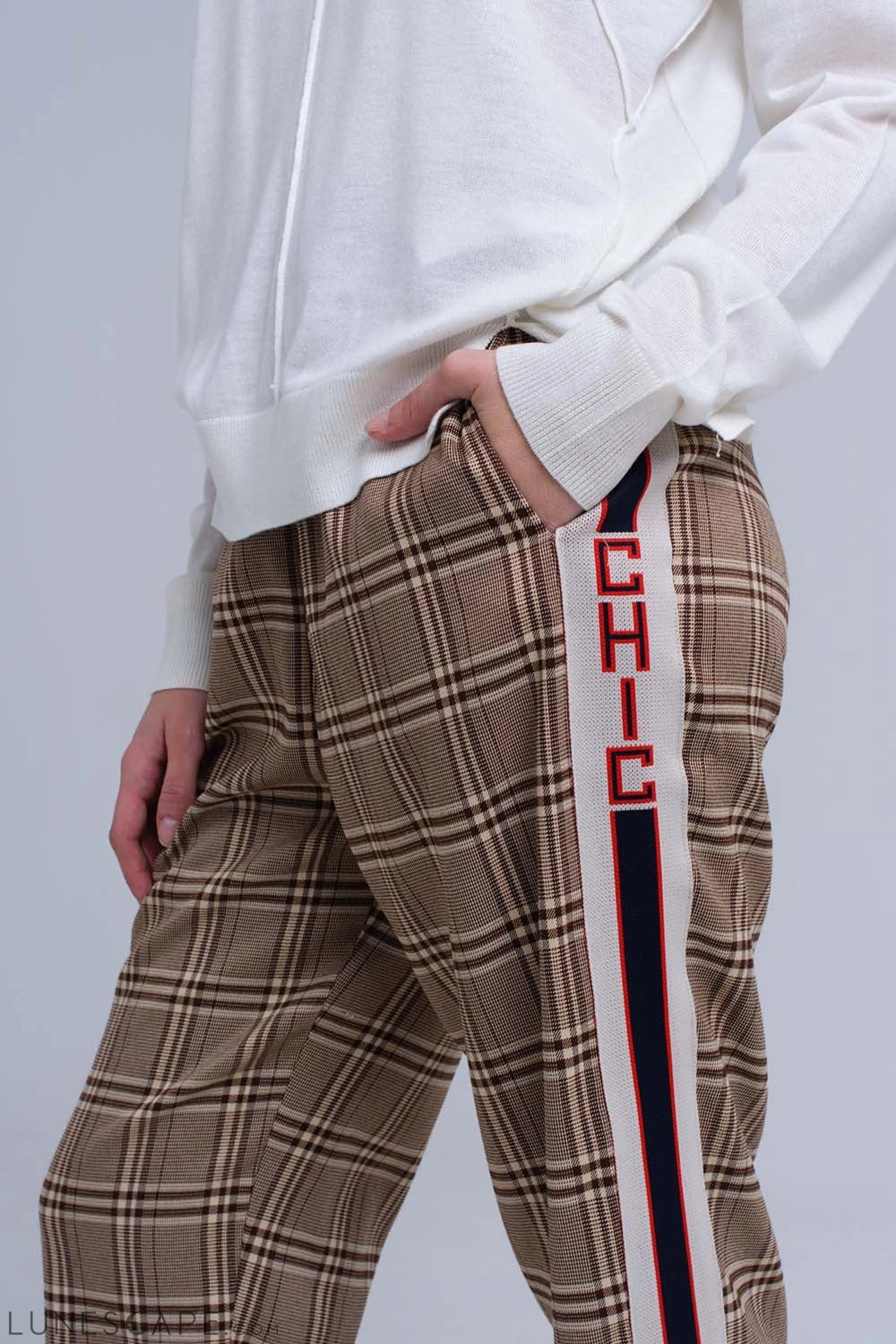 Brown Tartan Plaid Trousers with Side Stripe LUNESCAPE