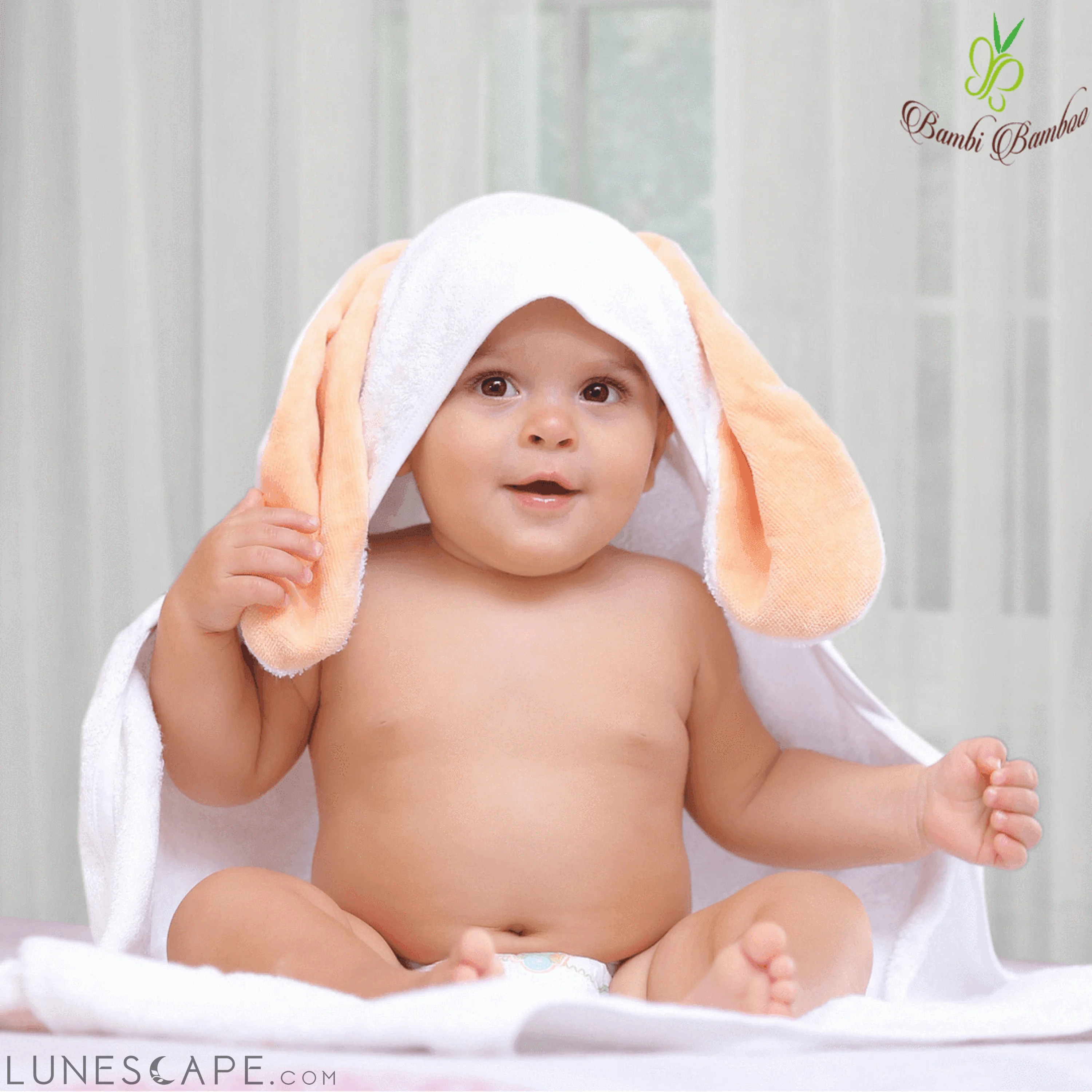 Bunny Ears Organic Bamboo Hooded Baby Towel Set LUNESCAPE