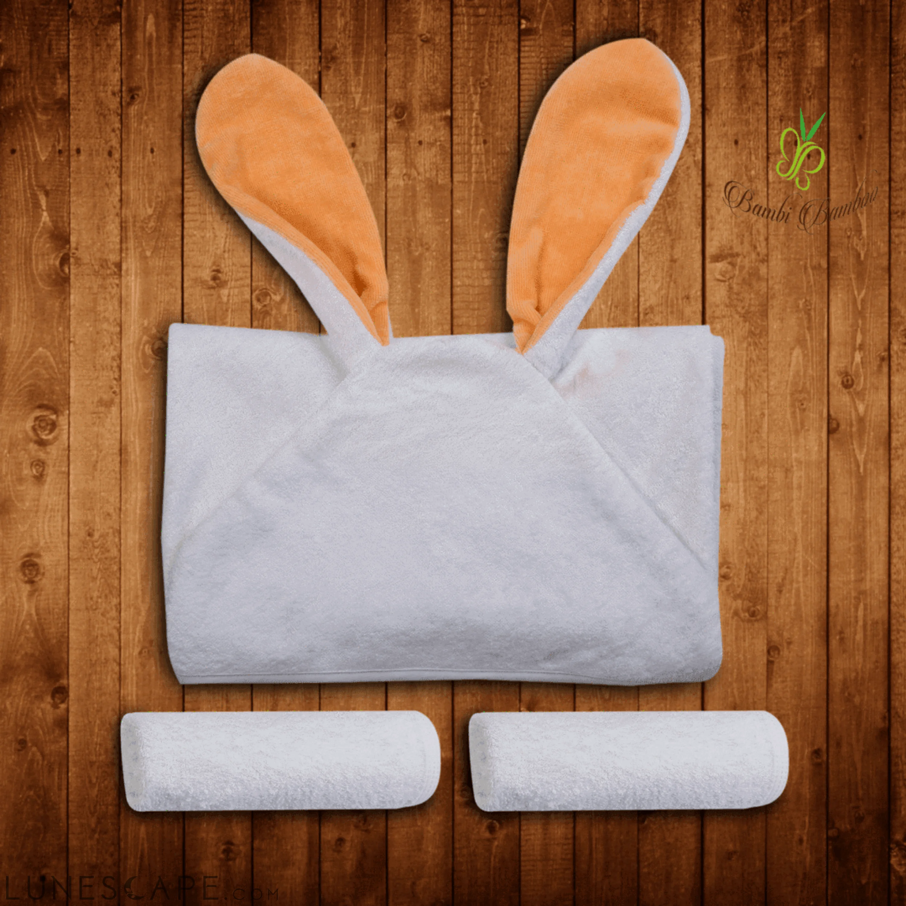 Bunny Ears Organic Bamboo Hooded Baby Towel Set LUNESCAPE