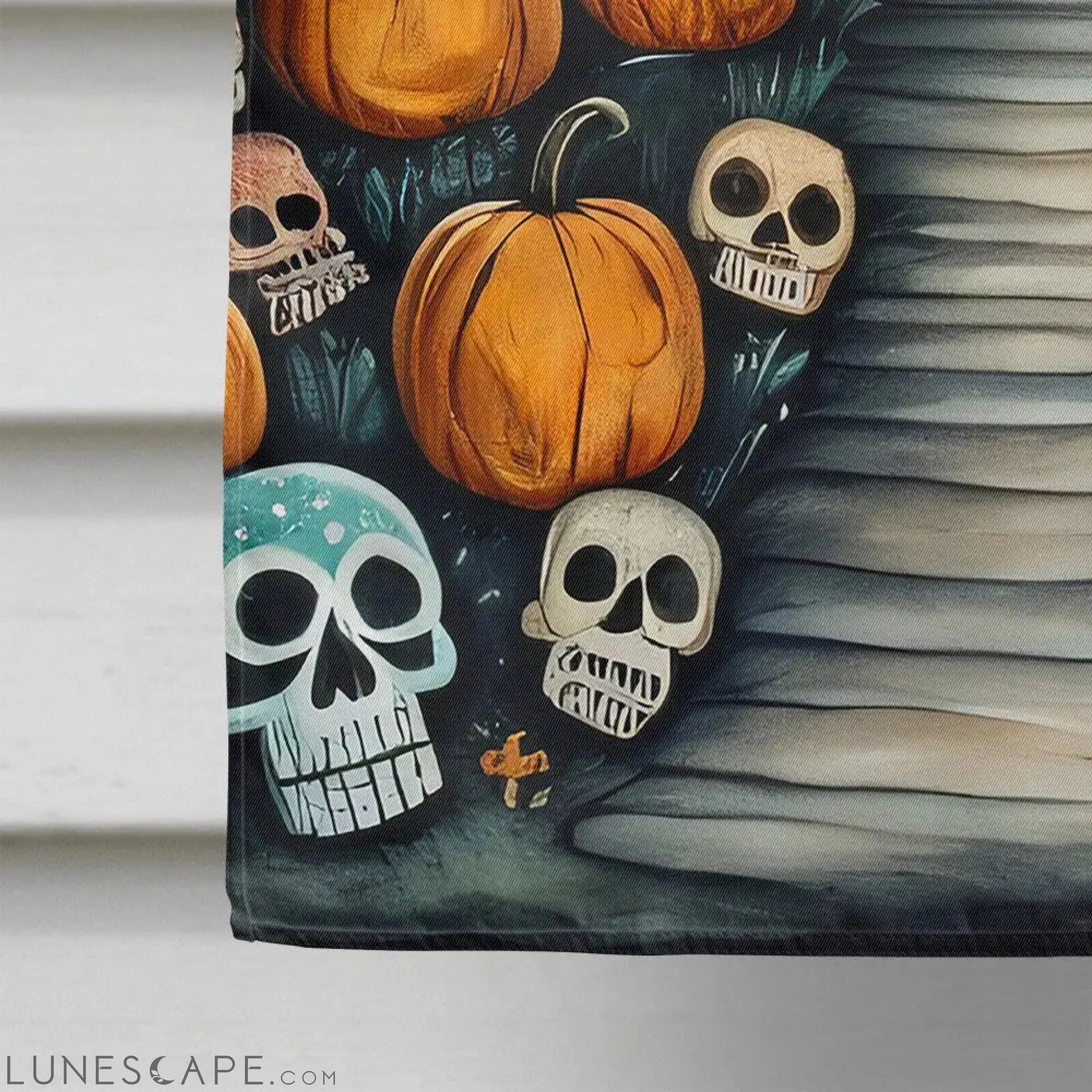 Calaveras Sugar Skulls Spooky Halloween House Flag LUNESCAPE