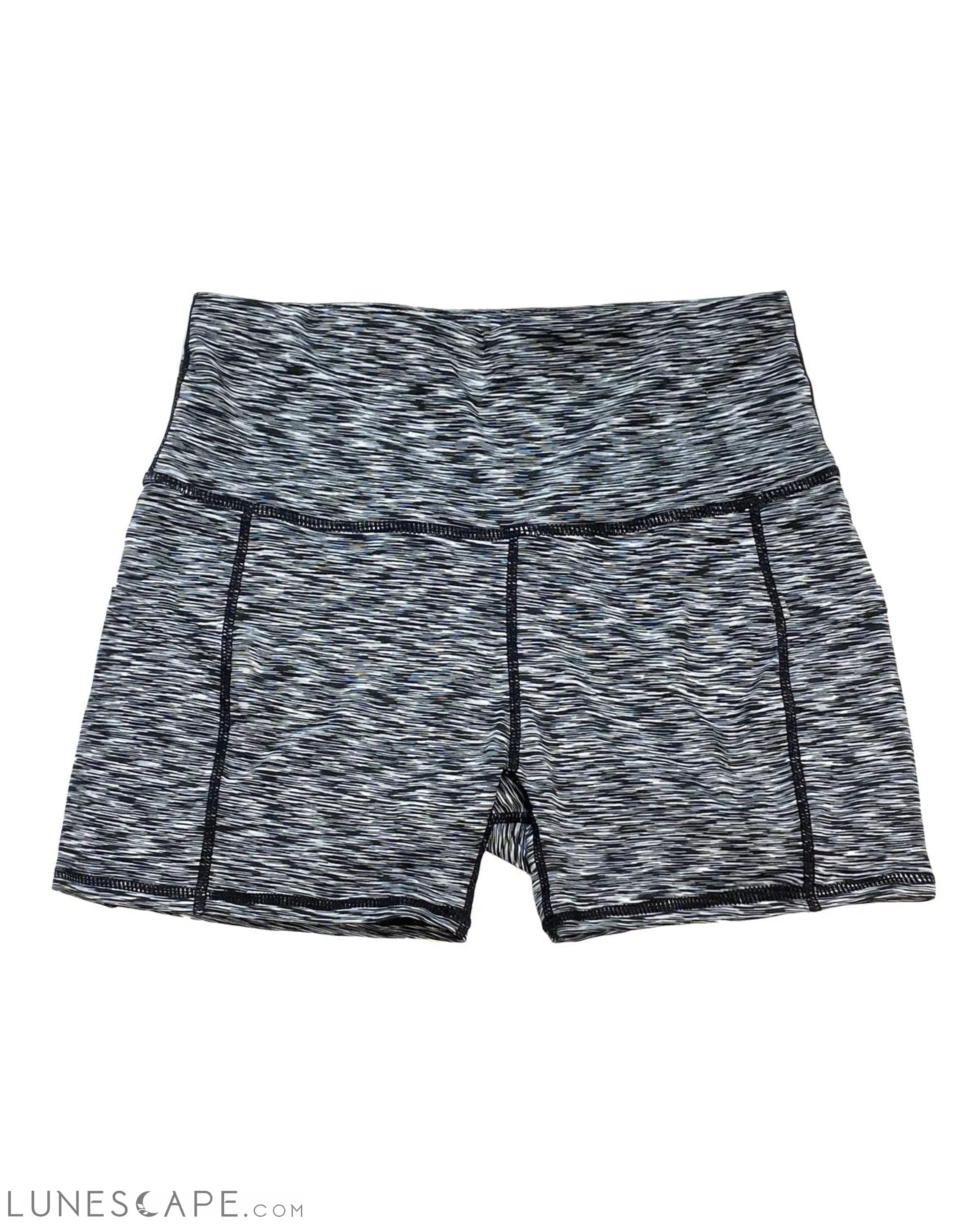 Calcao High Waist Yoga Shorts With Pocket - Silver/Grey LUNESCAPE