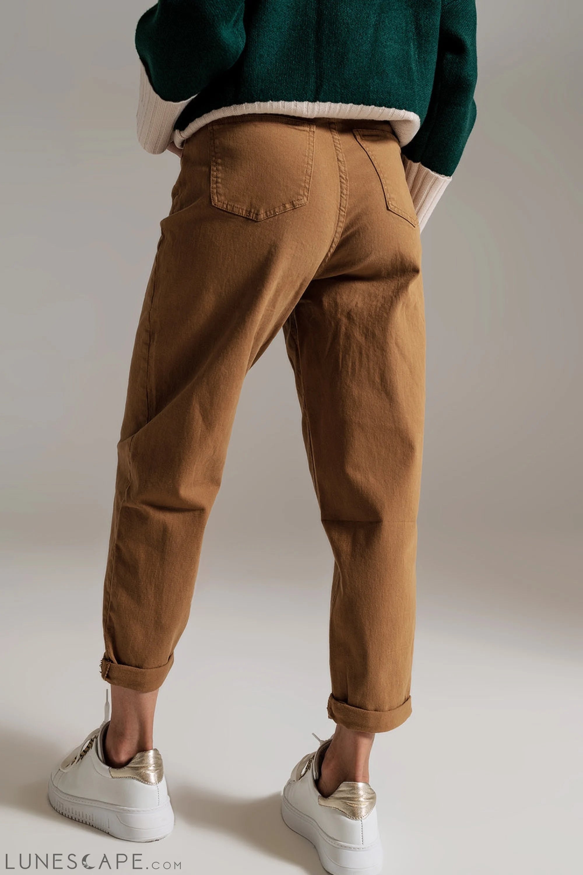 Camel Relaxed Pants With Pocket Detail at the Waist LUNESCAPE