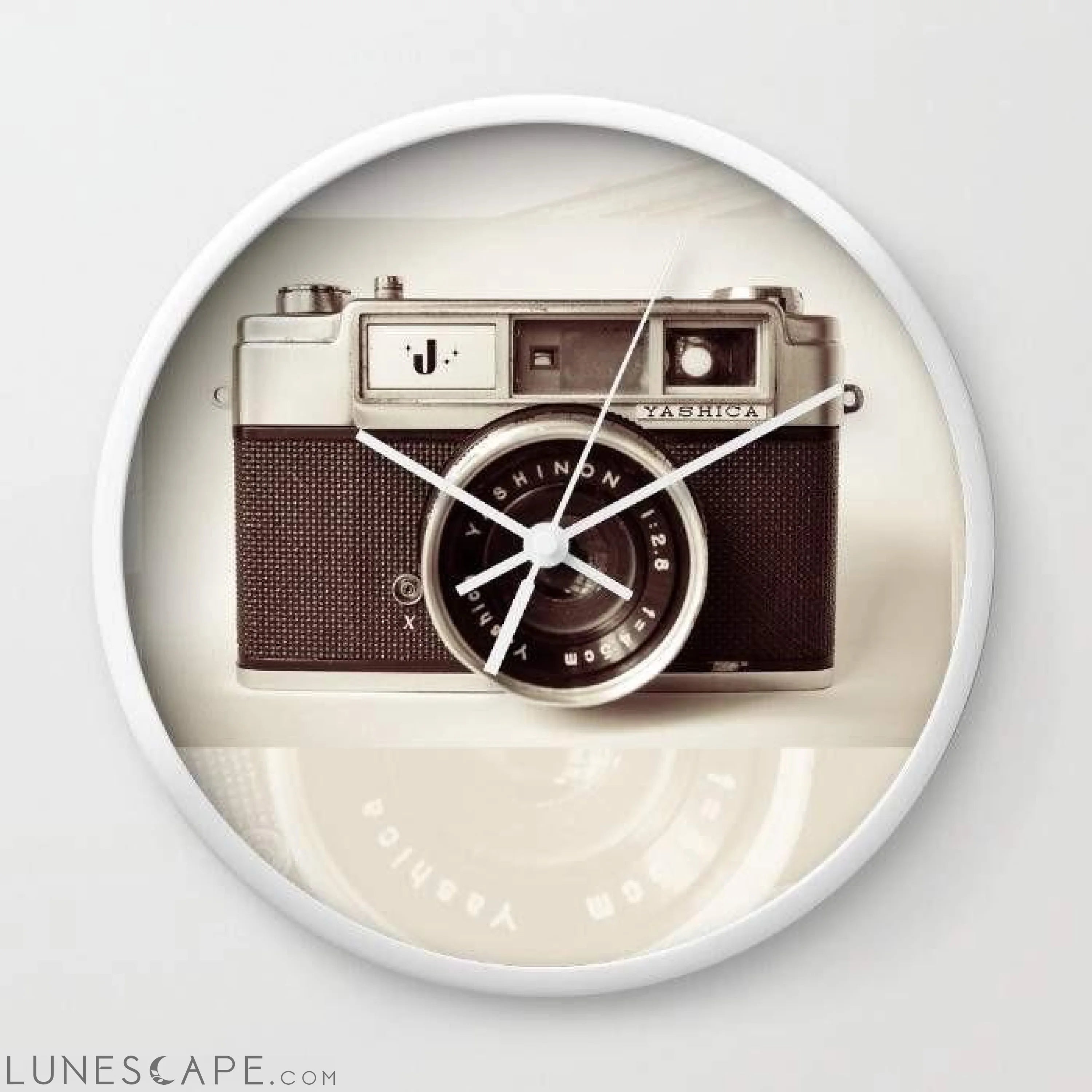 Camera Wall Clock LUNESCAPE