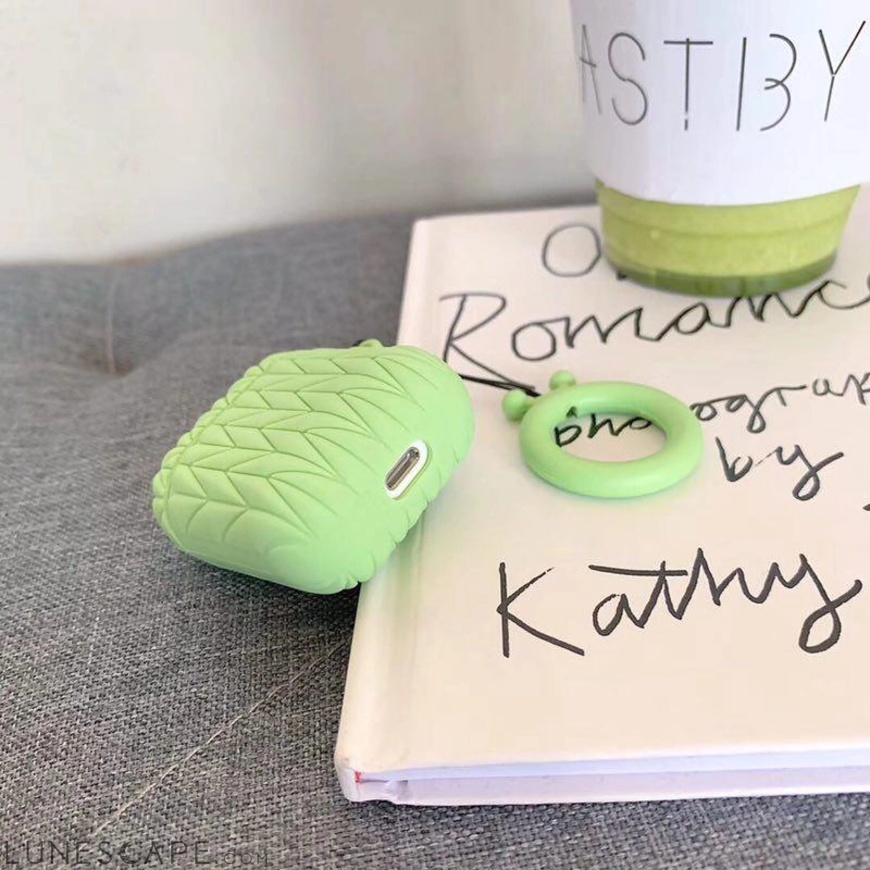 Candy Matelasse AirPods Protective Case LUNESCAPE