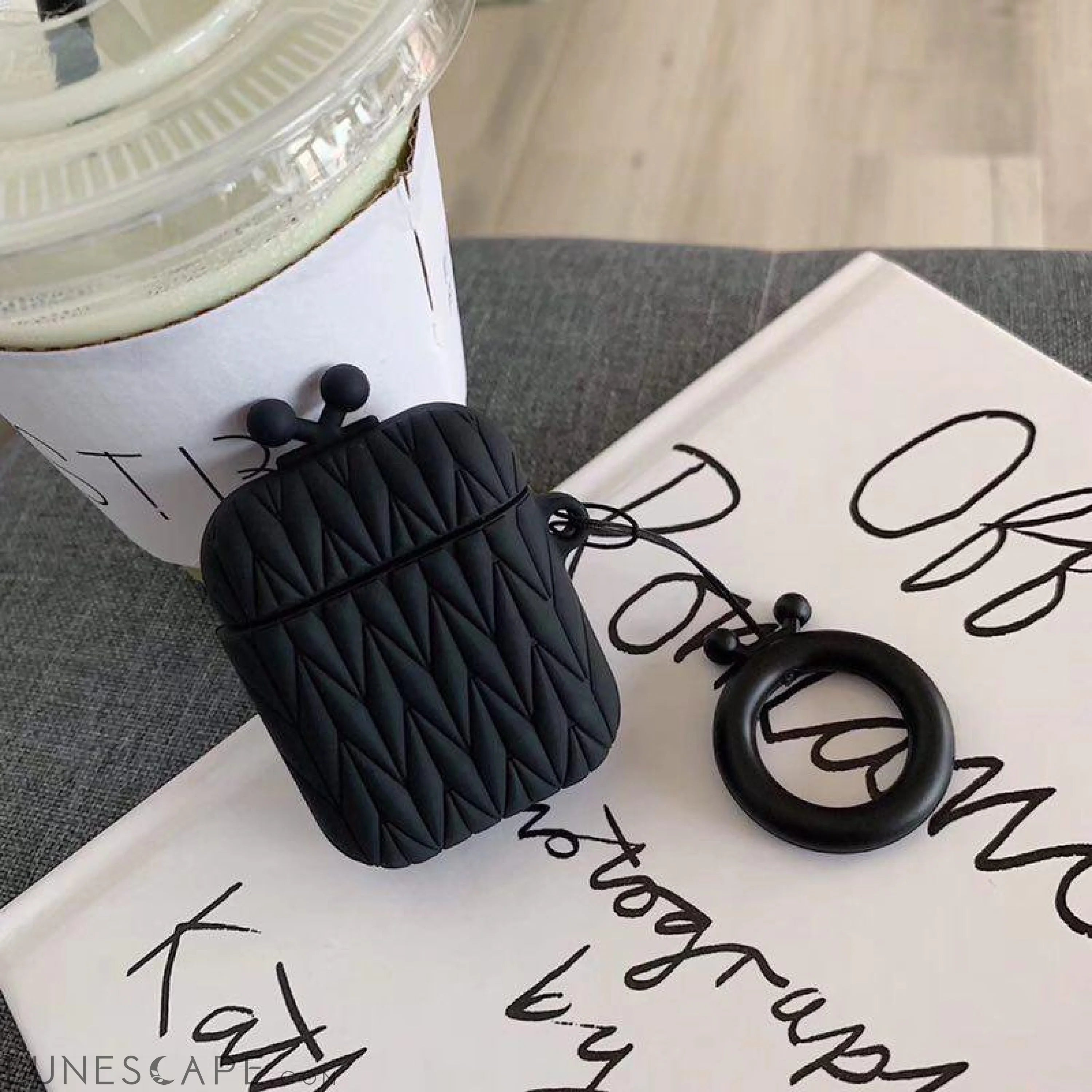 Candy Matelasse AirPods Protective Case LUNESCAPE
