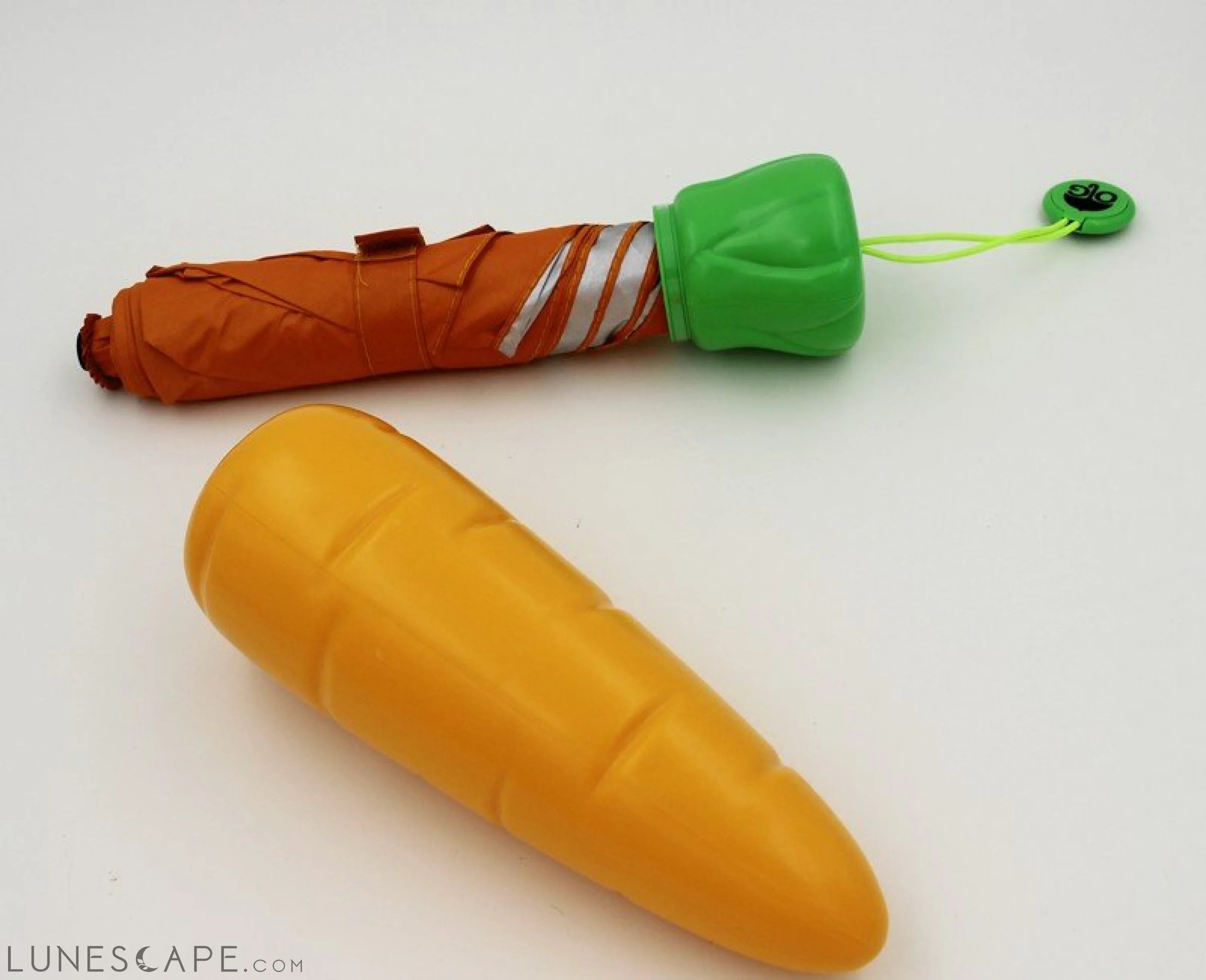 Carrot Shaped Umbrella LUNESCAPE