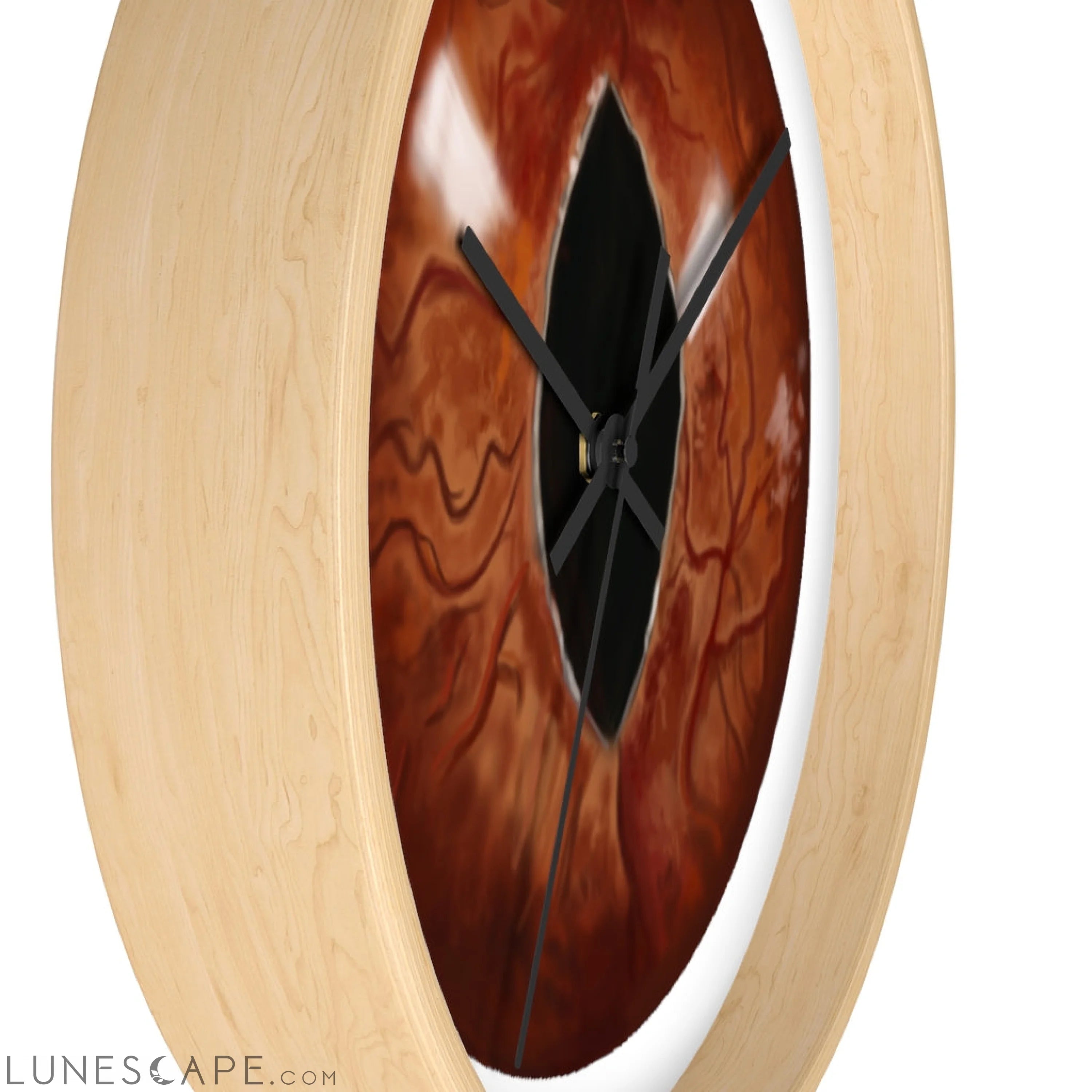Cat Eyes Wall clock LUNESCAPE