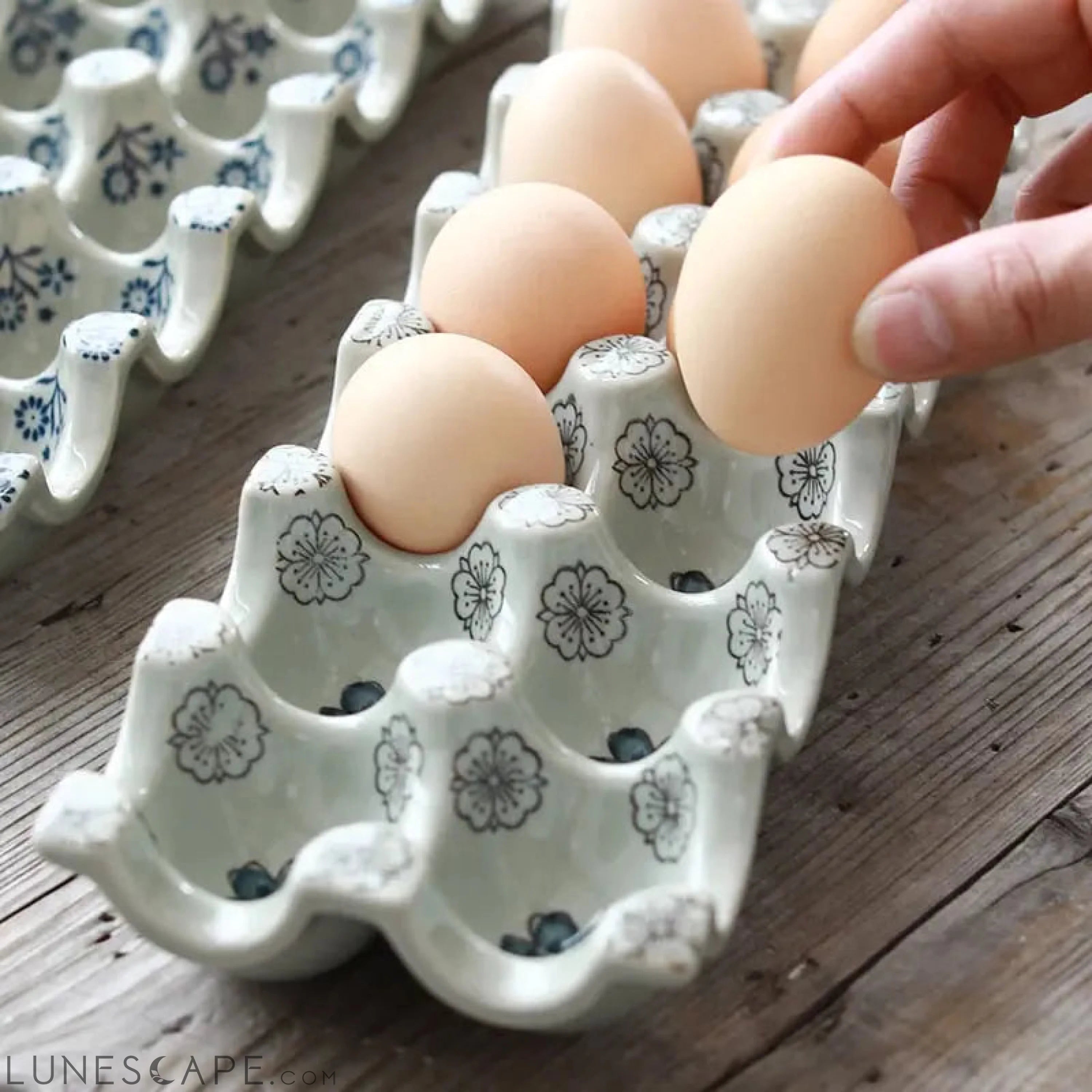 Ceramic Egg Tray LUNESCAPE