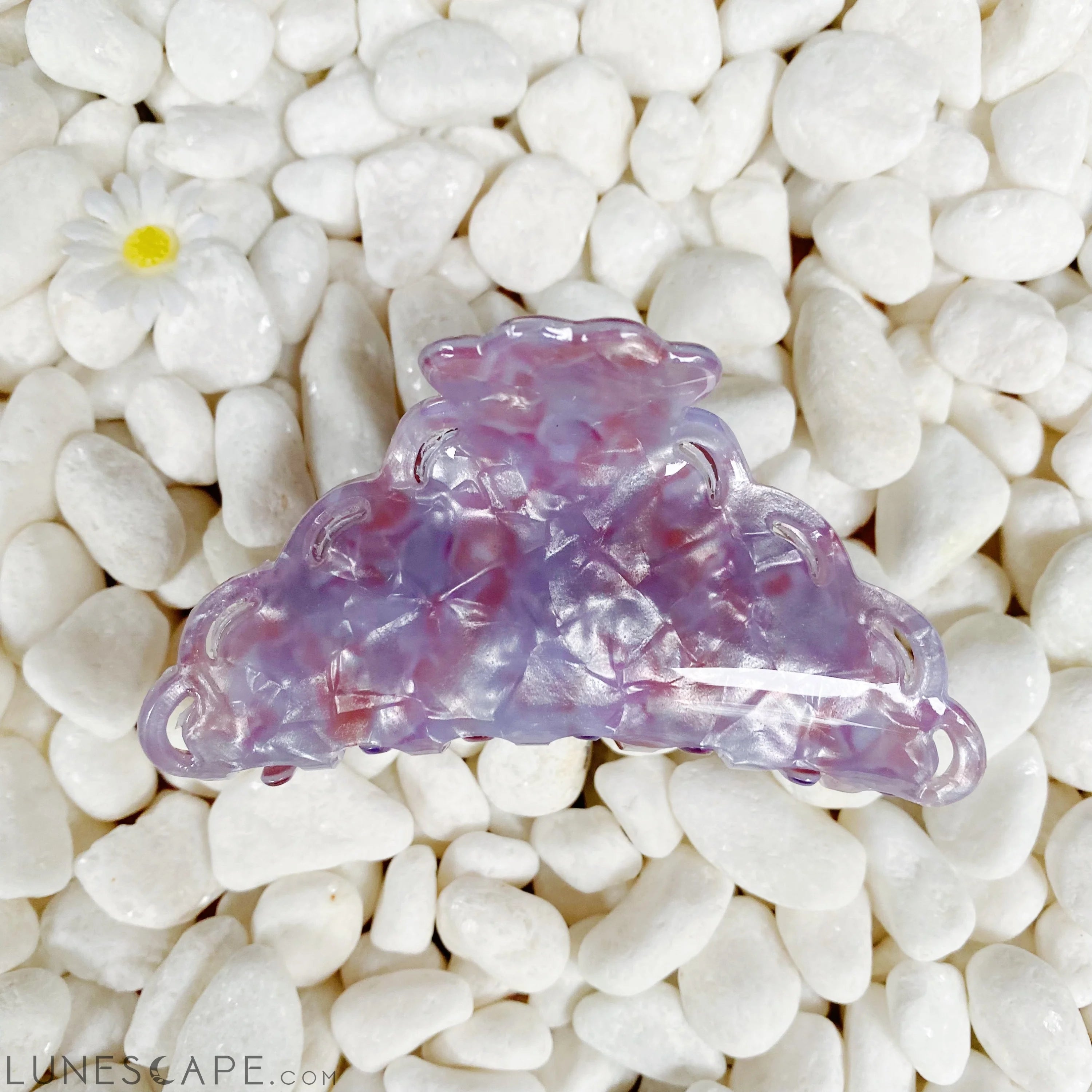 Cherish Hair Claw LUNESCAPE