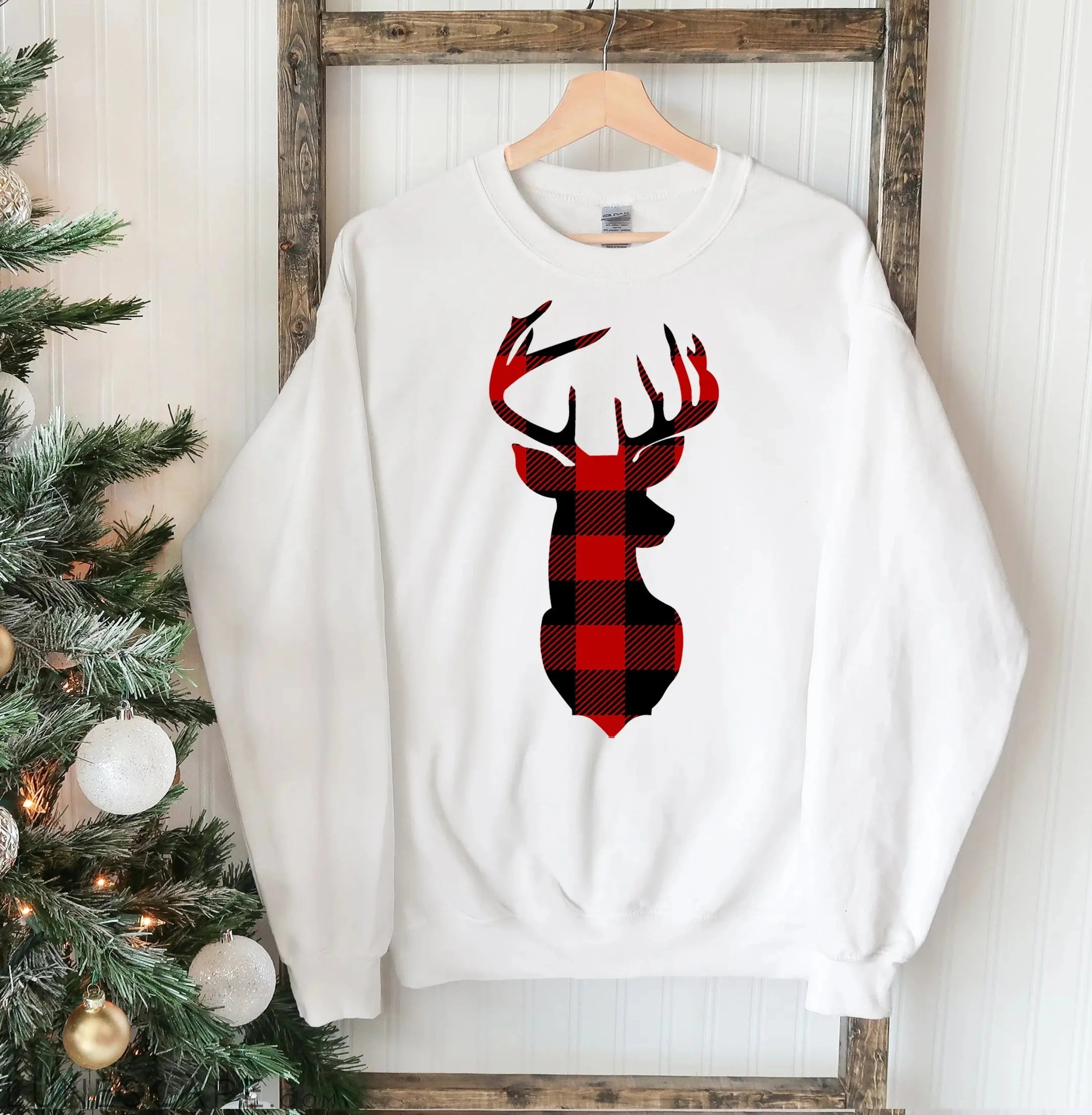 Christmas Deer Sweatshirt LUNESCAPE