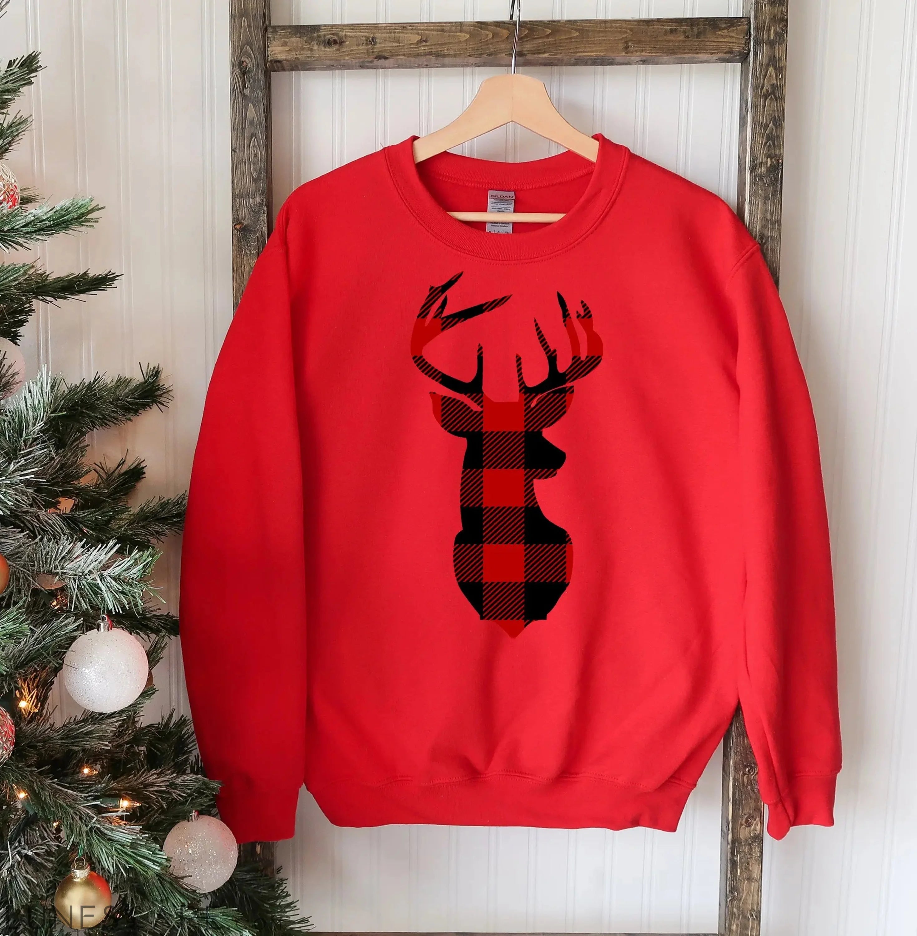 Christmas Deer Sweatshirt LUNESCAPE