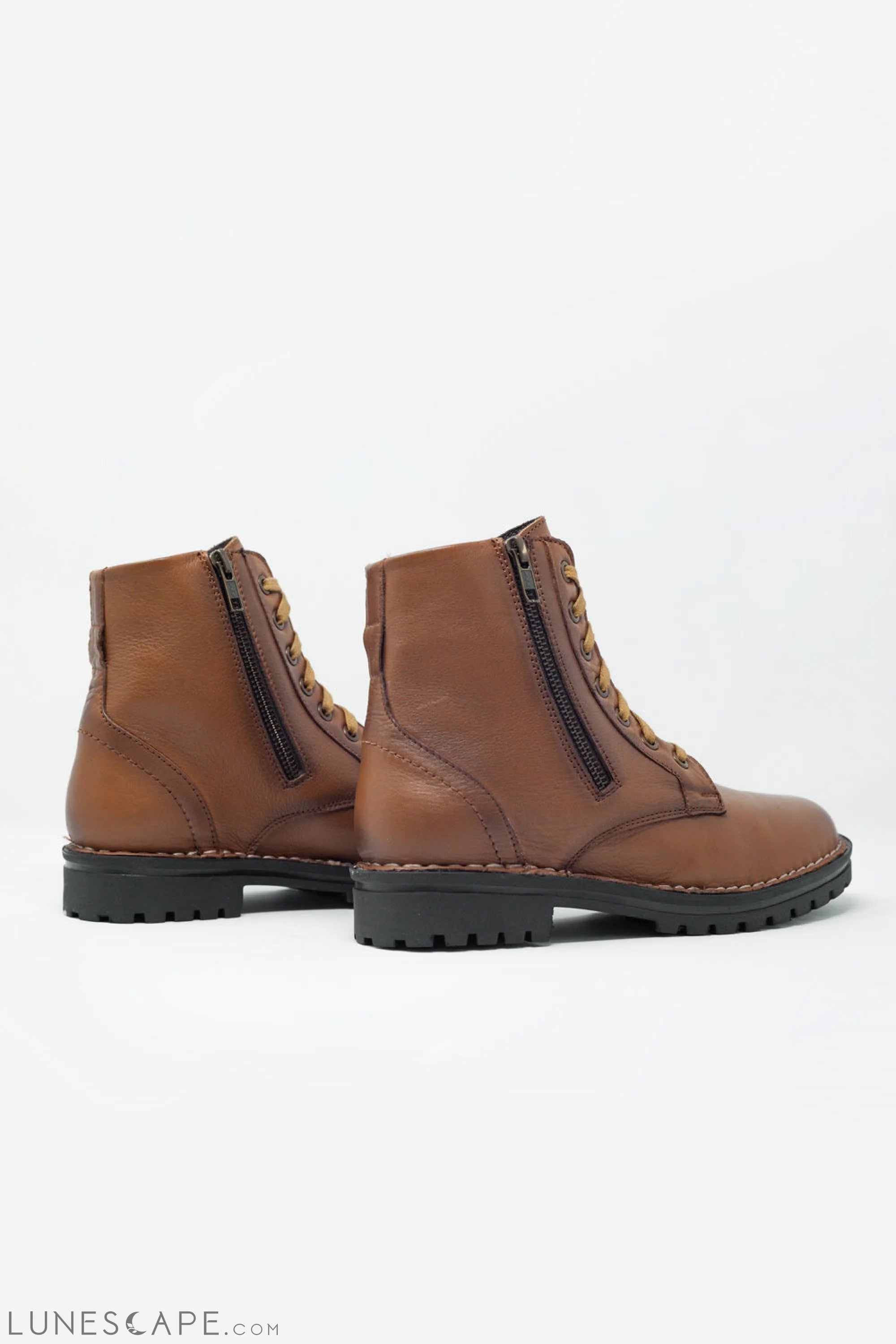 Chunky Military Boots in Brown LUNESCAPE