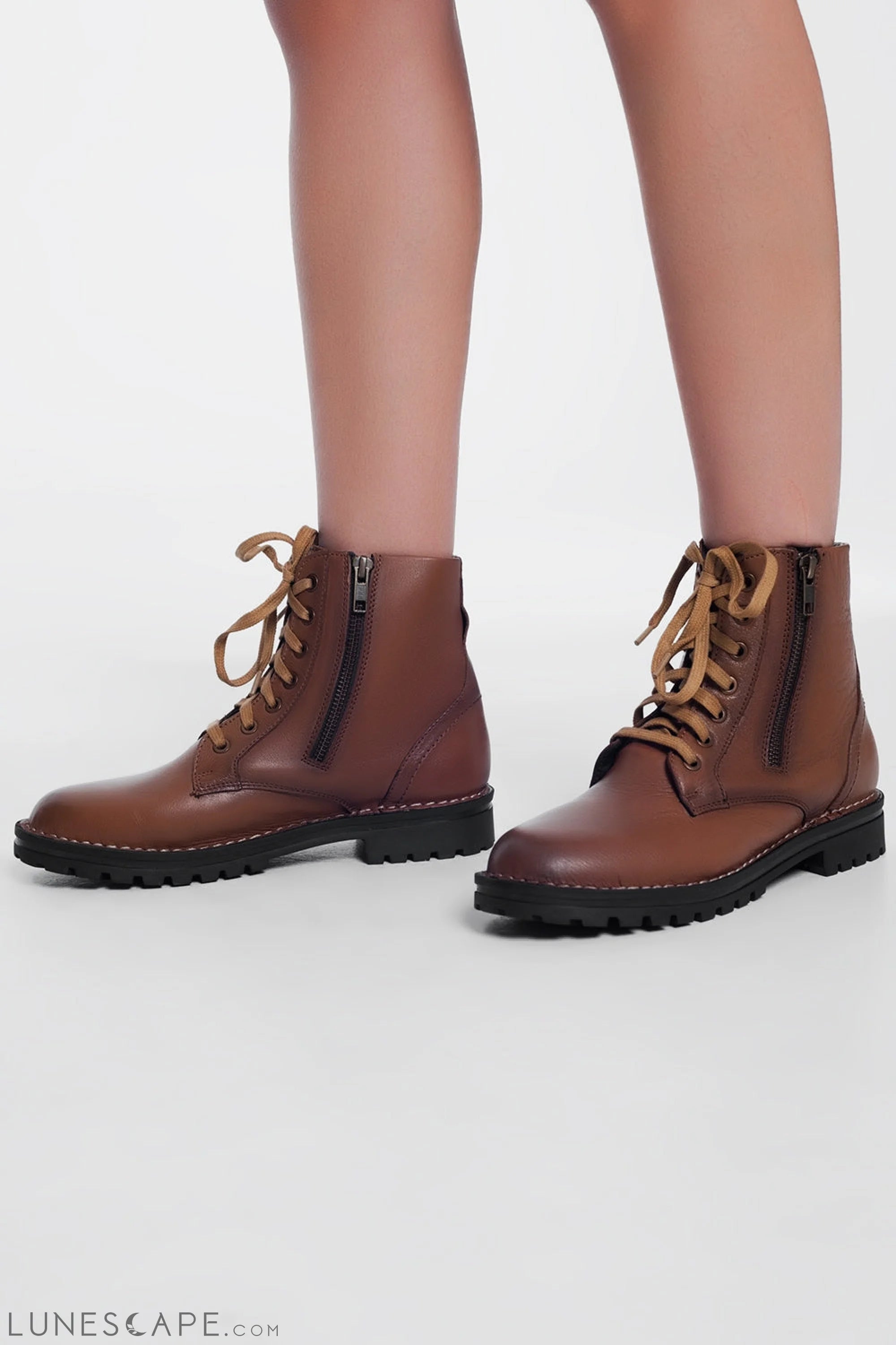 Chunky Military Boots in Brown LUNESCAPE