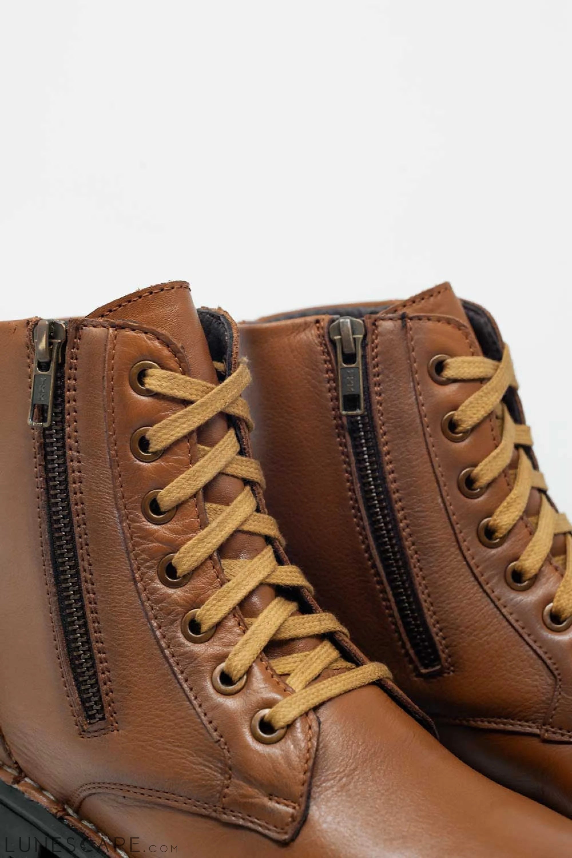 Chunky Military Boots in Brown LUNESCAPE