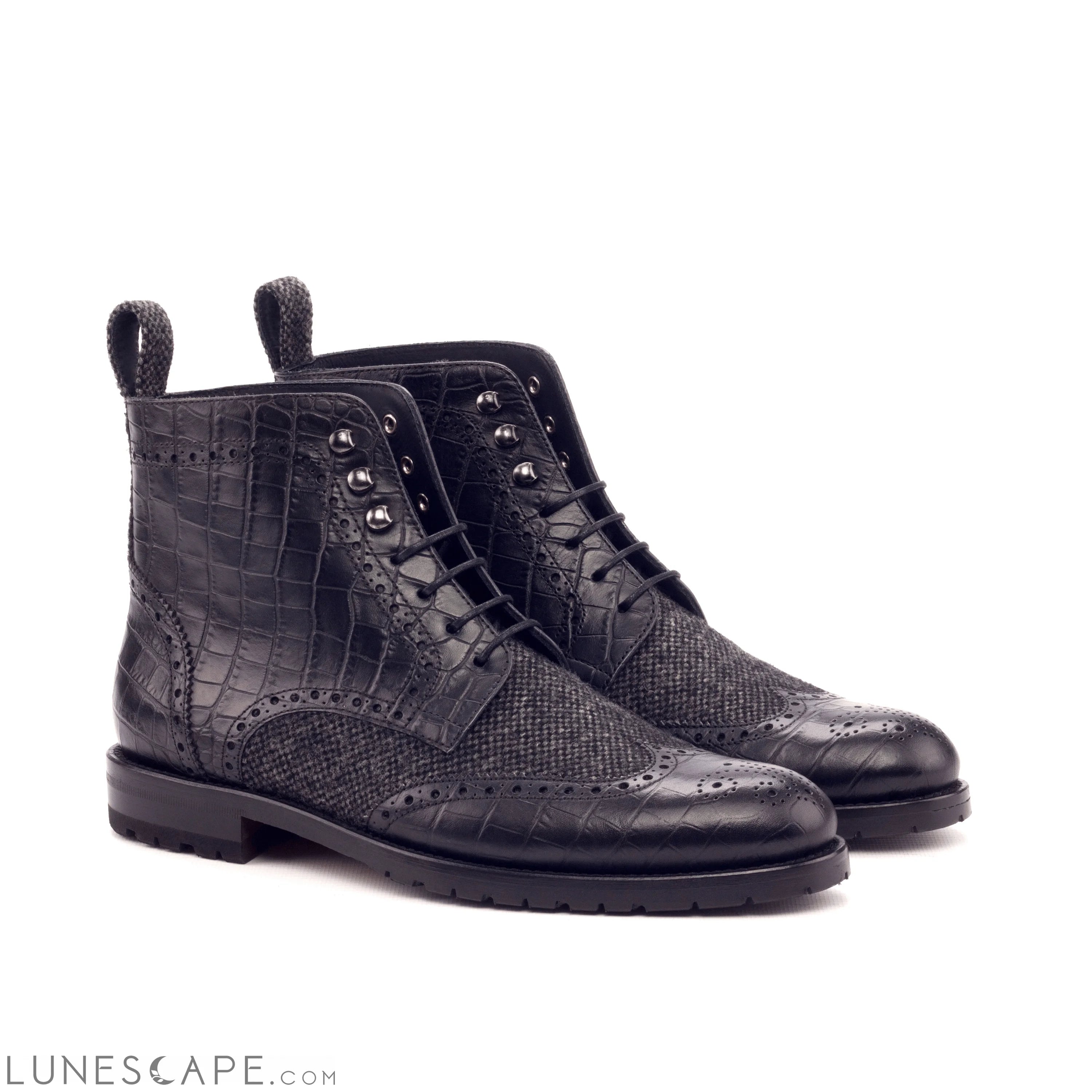 Claudia Ladies Military Brogue Boots II LUNESCAPE