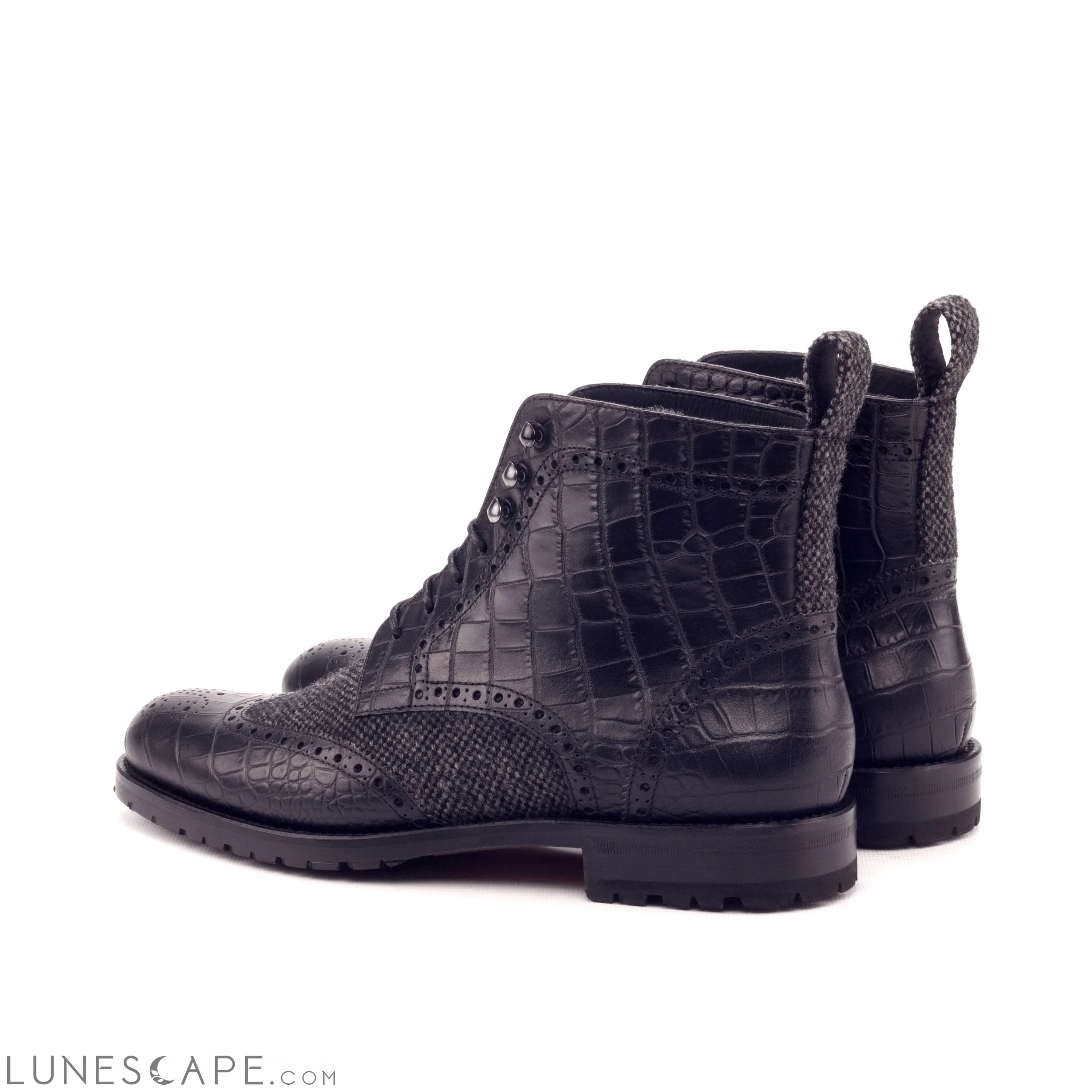 Claudia Ladies Military Brogue Boots II LUNESCAPE