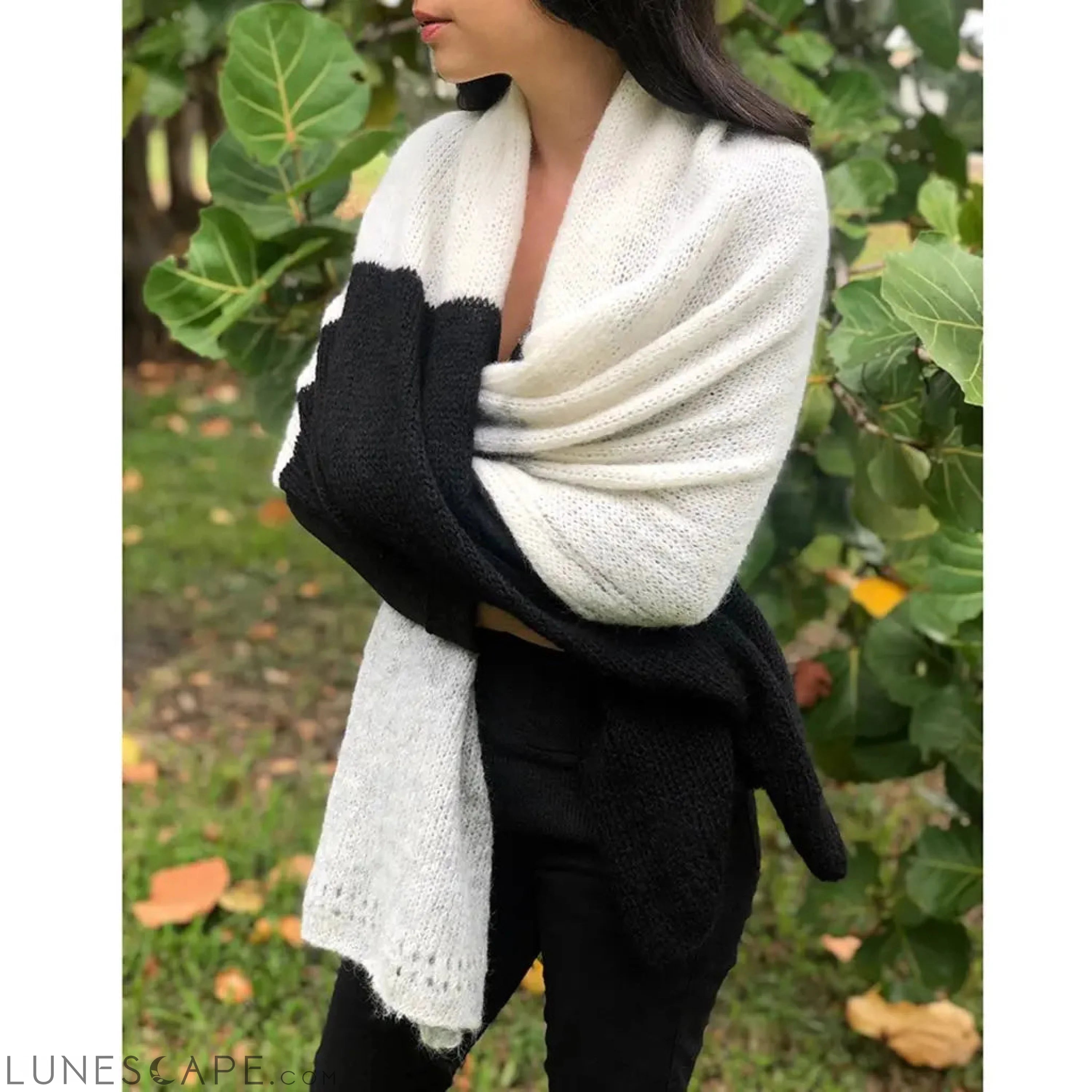 Color Block Alpaca Wrap Scarf LUNESCAPE