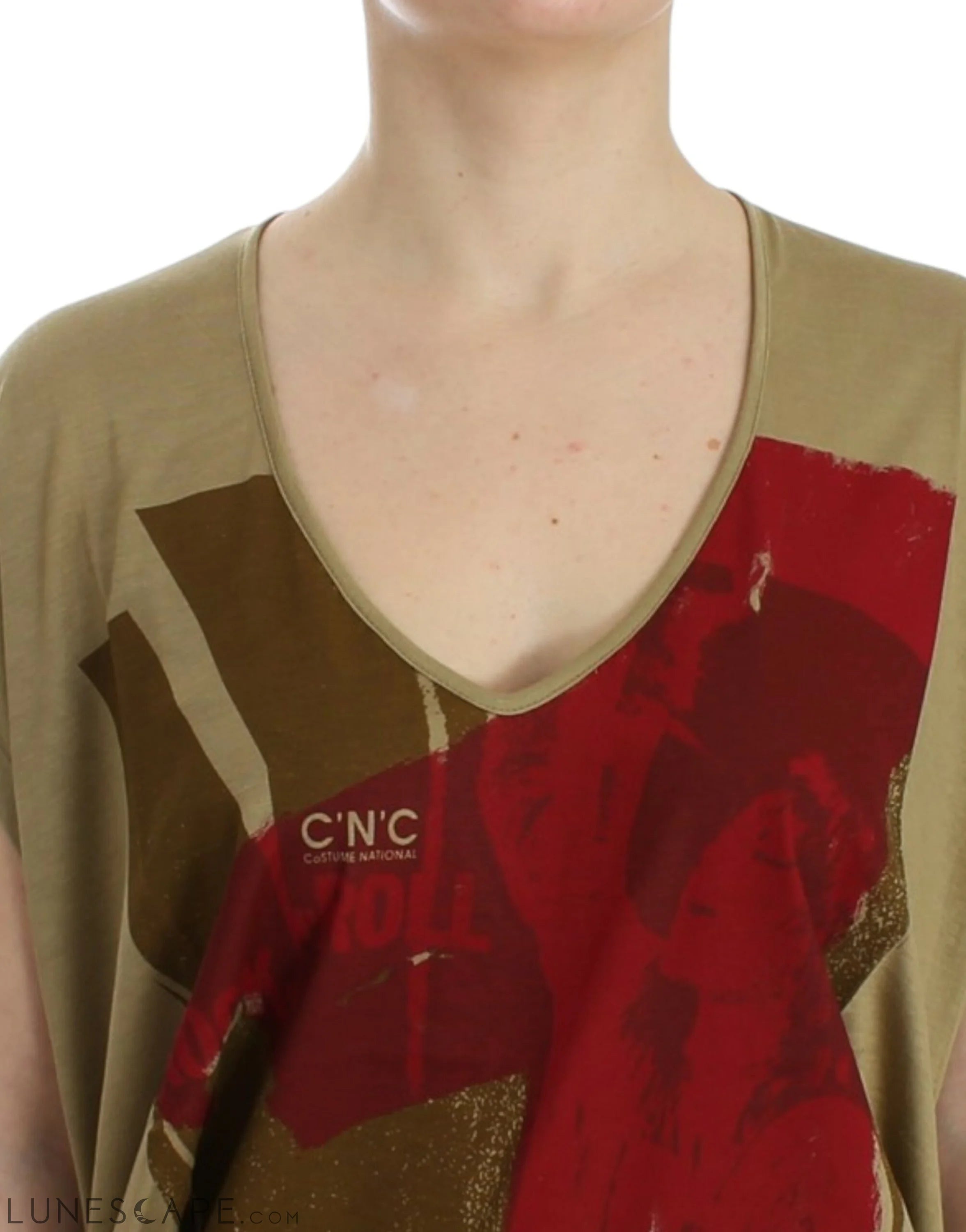 Costume National Chic Green Multicolor Print V-Neck Tee LUNESCAPE