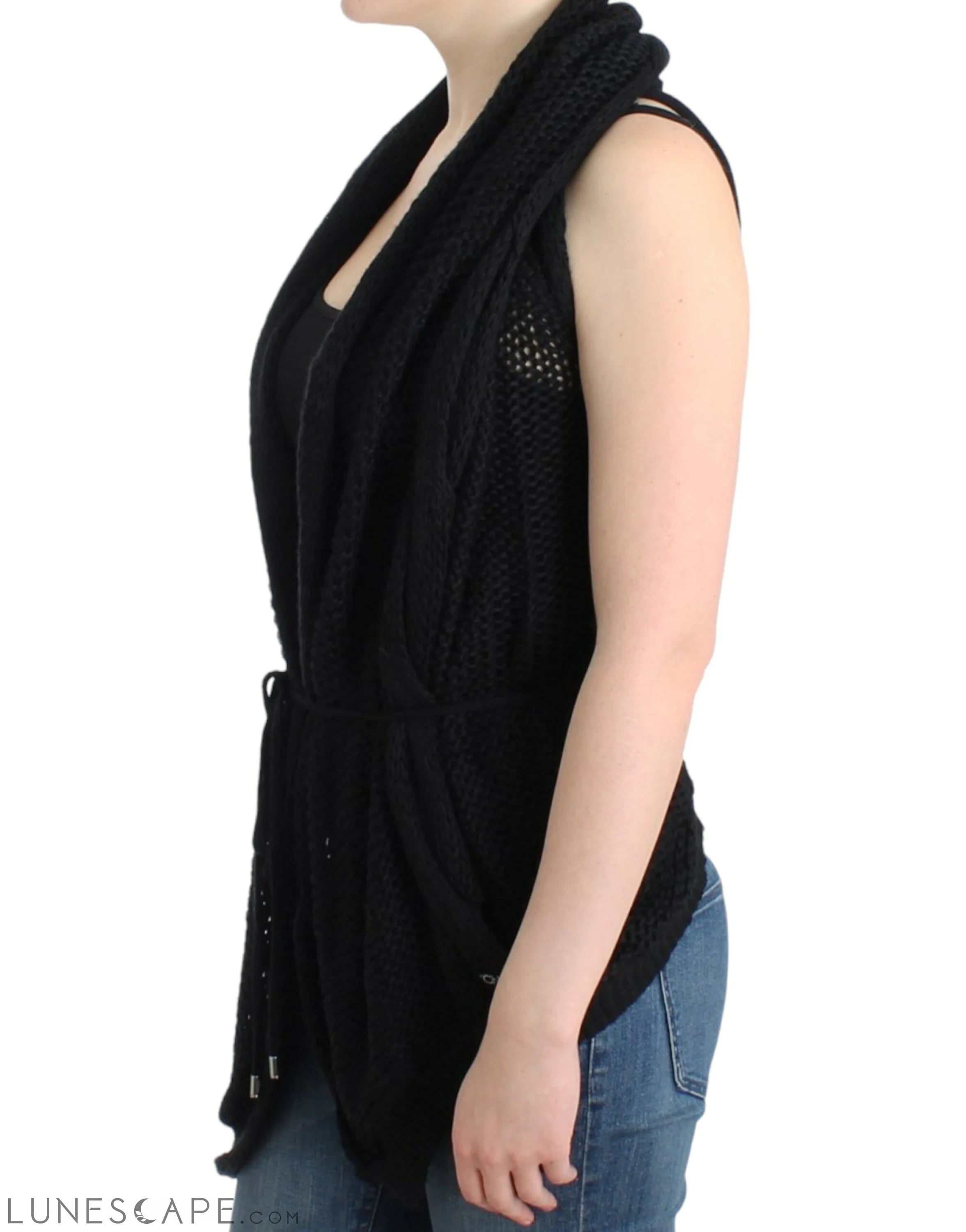 Costume National Chic Sleeveless Knitted Vest Cardigan LUNESCAPE