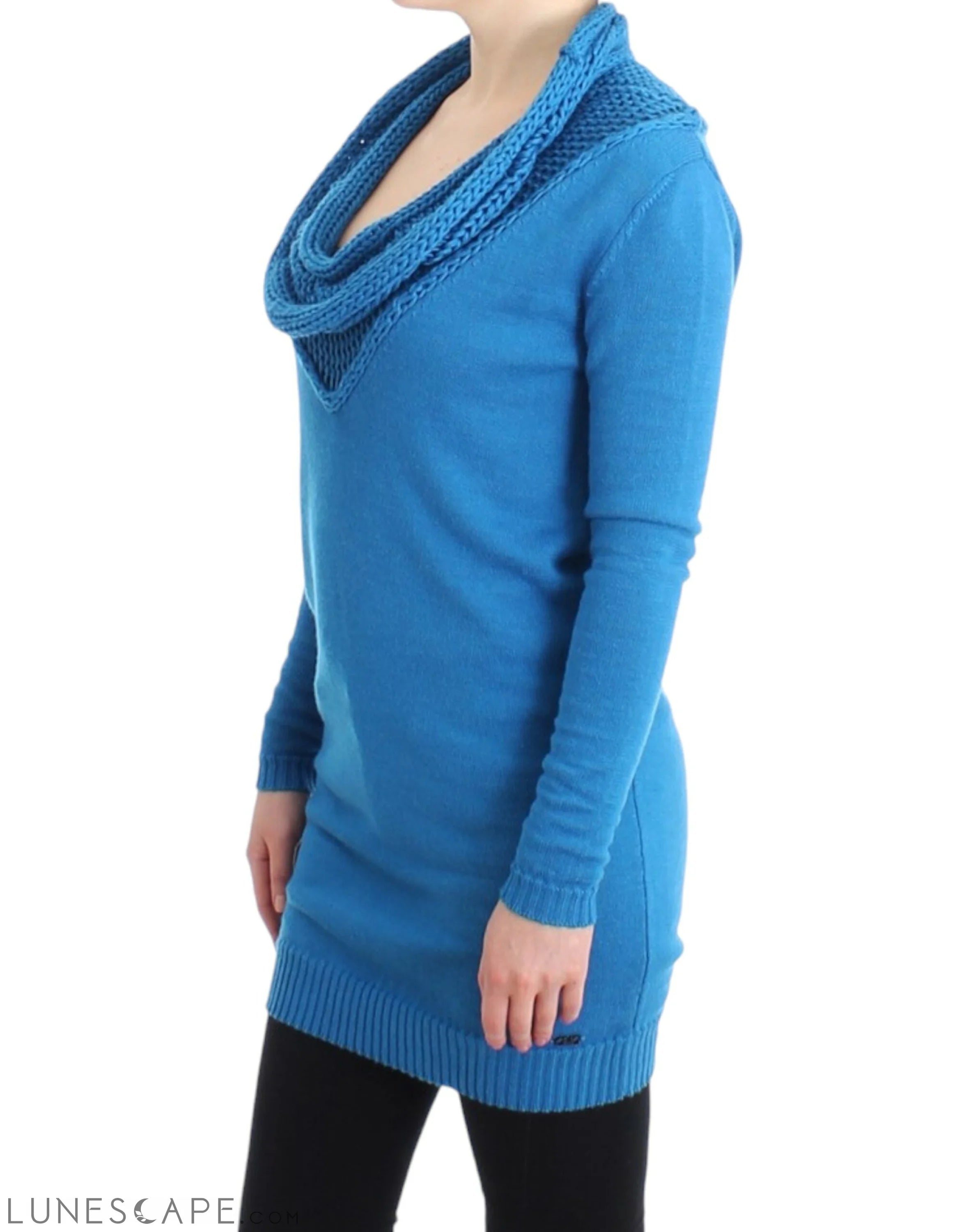 Costume National Cozy Scoop Neck Blue Knit Sweater LUNESCAPE