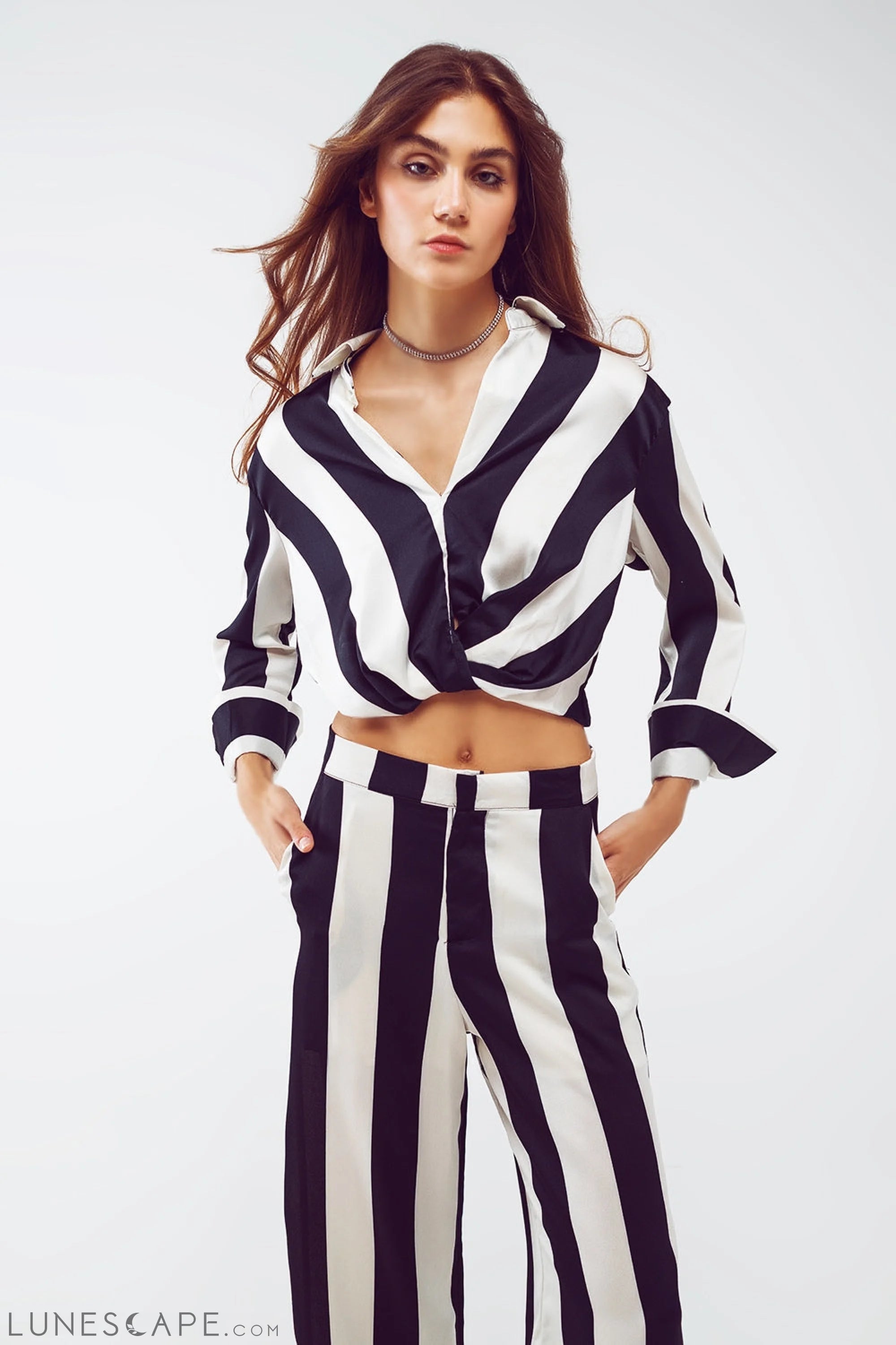 Crop Shirt With Knot Detail in Black and White Stripes LUNESCAPE