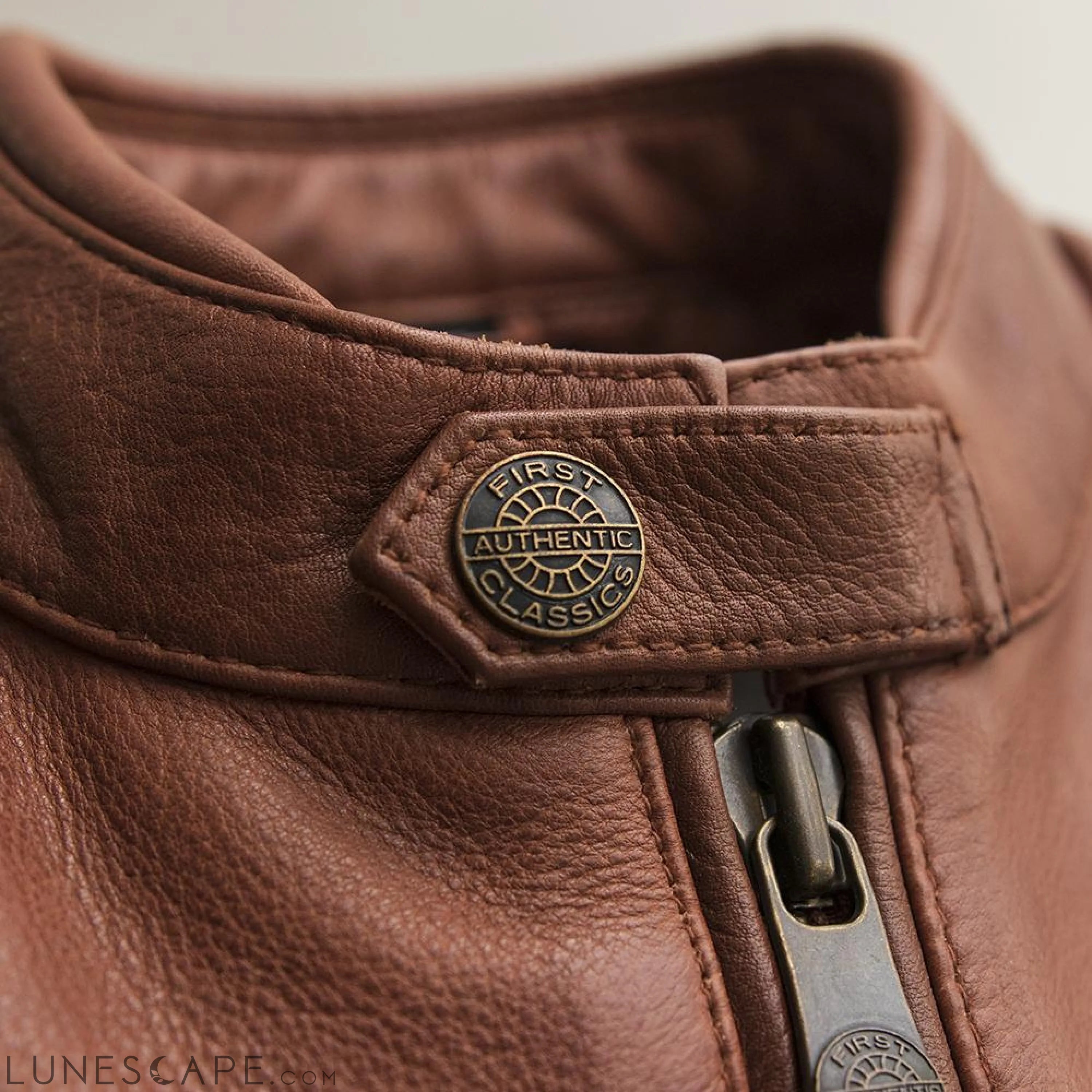Crusader Mens Leather Bomber LUNESCAPE