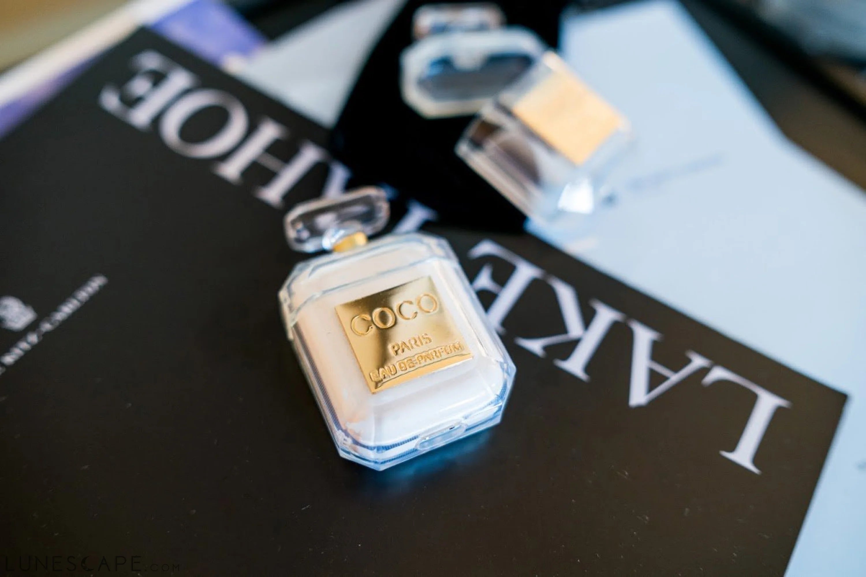 Crystal Perfume AirPods Case LUNESCAPE