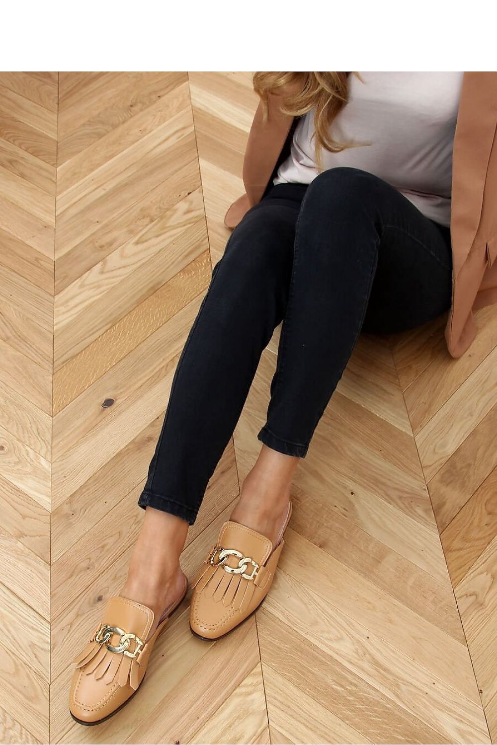 Tan Eco-Leather Mules for Women – Square-Toe Fringe Slides with Gold Chain