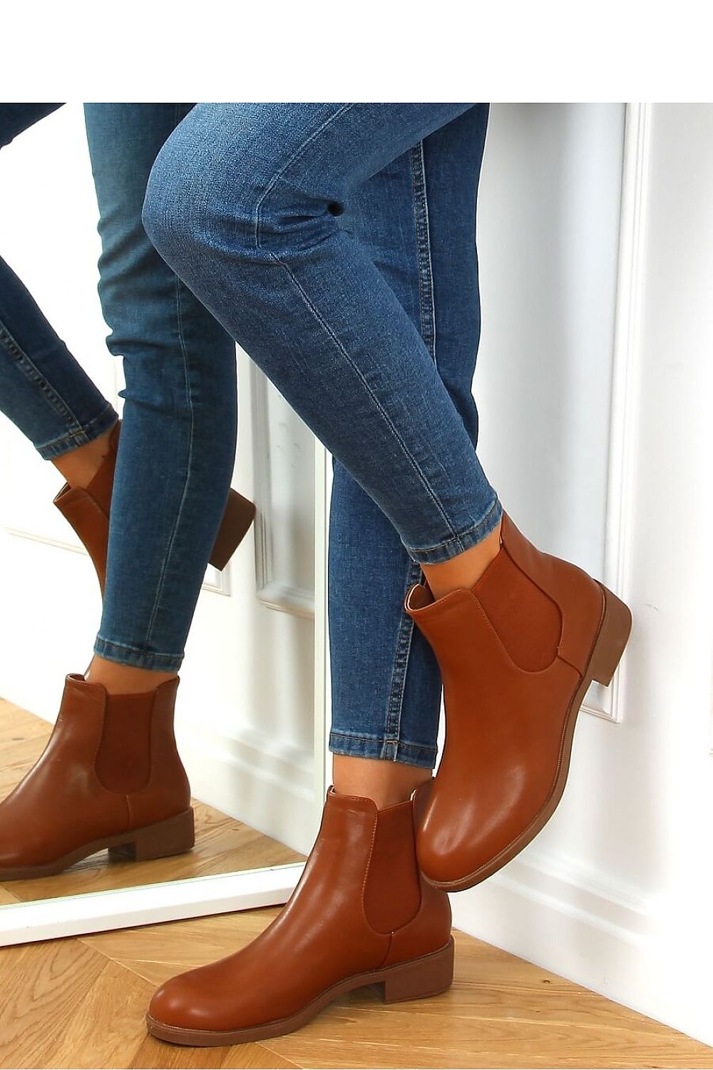 Hand-Polished Brown Leather Chelsea Boot with Low Block Heel for Women