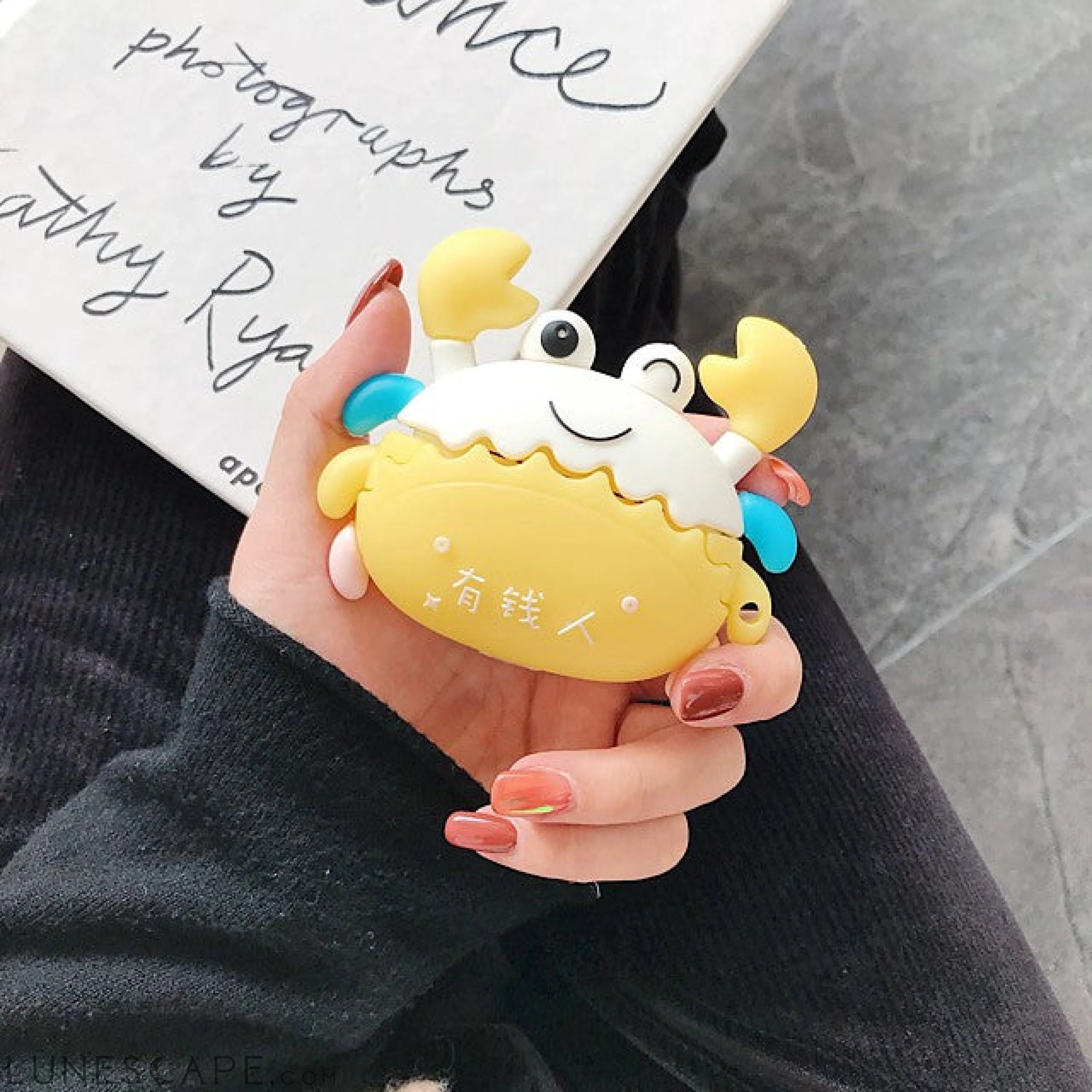 Cute Crab AirPods Case LUNESCAPE