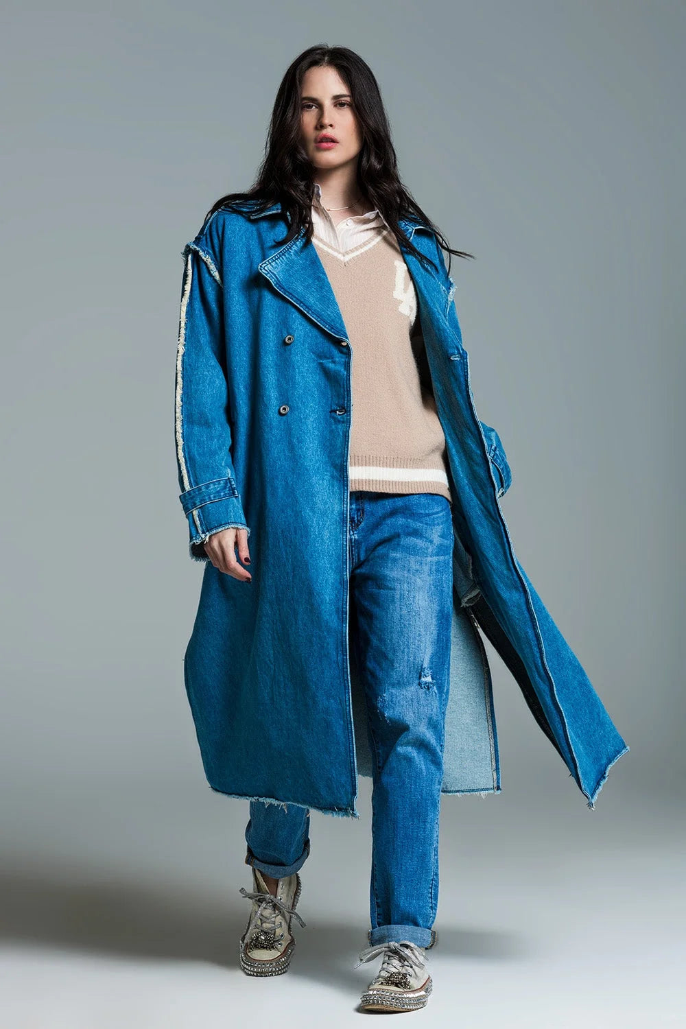 Demin Trench Coat With Belt and Raw Edges in Mid Wash LUNESCAPE