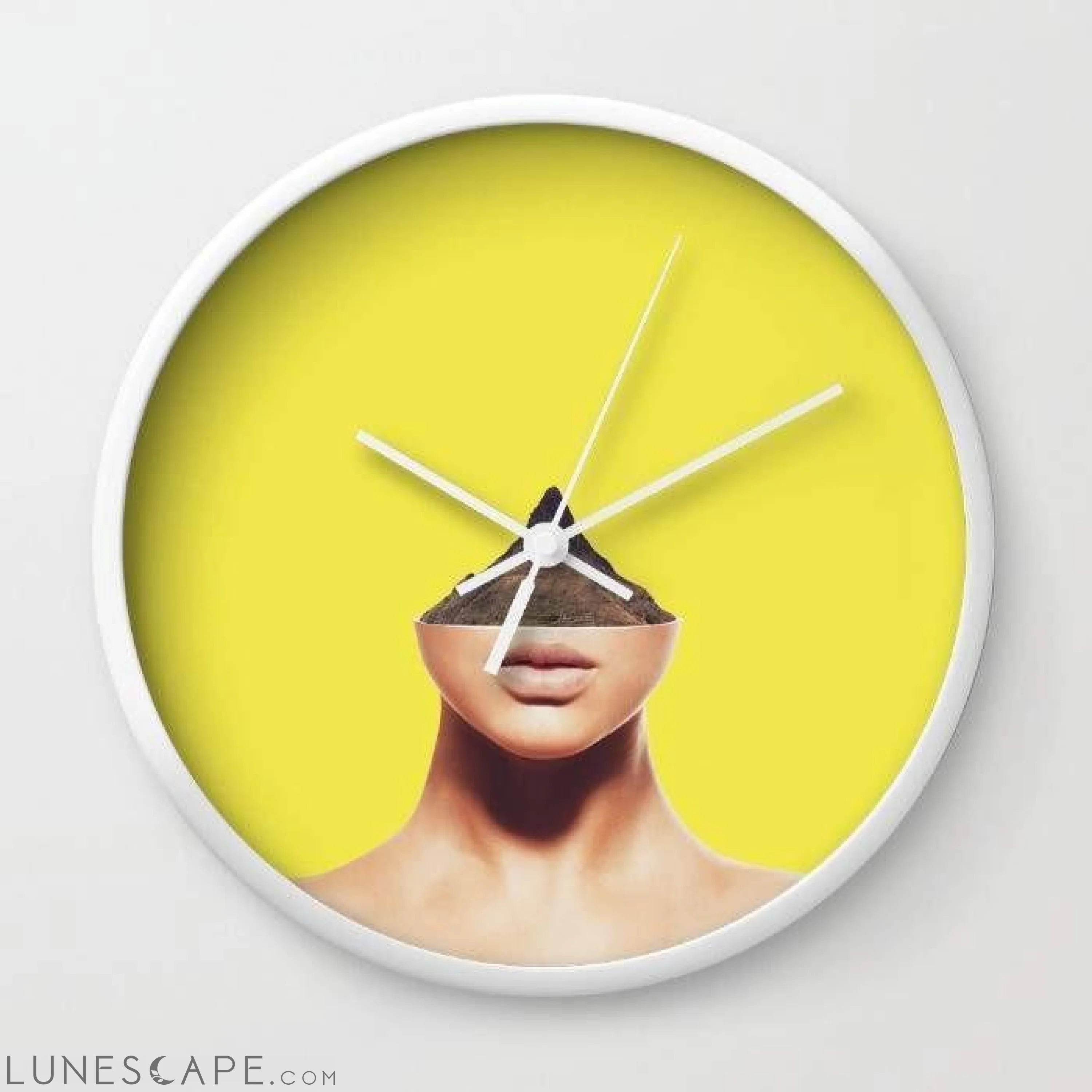 Displacement Wall Clock LUNESCAPE