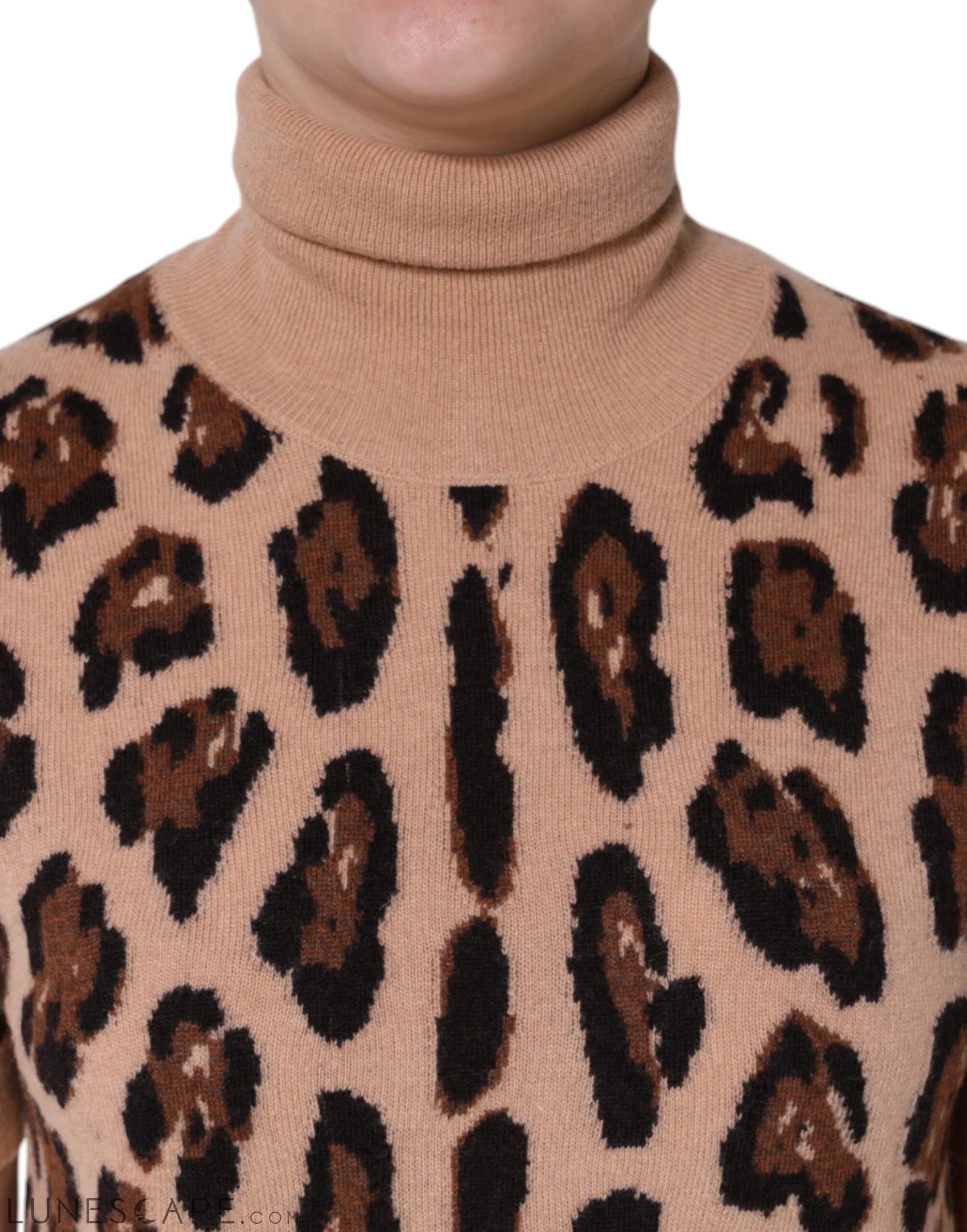 Dolce & Gabbana Beige Leopard Print Wool Turtleneck Top LUNESCAPE