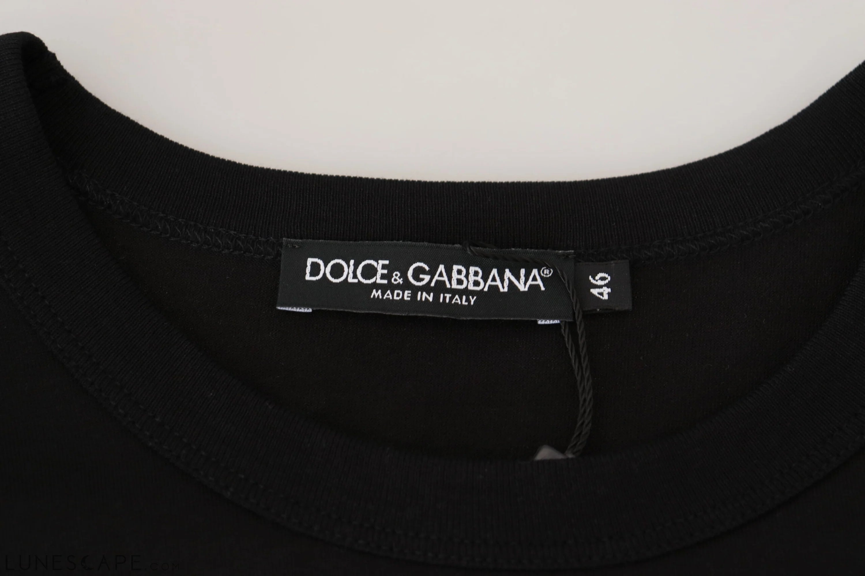 Dolce & Gabbana Chic Black Cotton Tee for the Modern Man LUNESCAPE