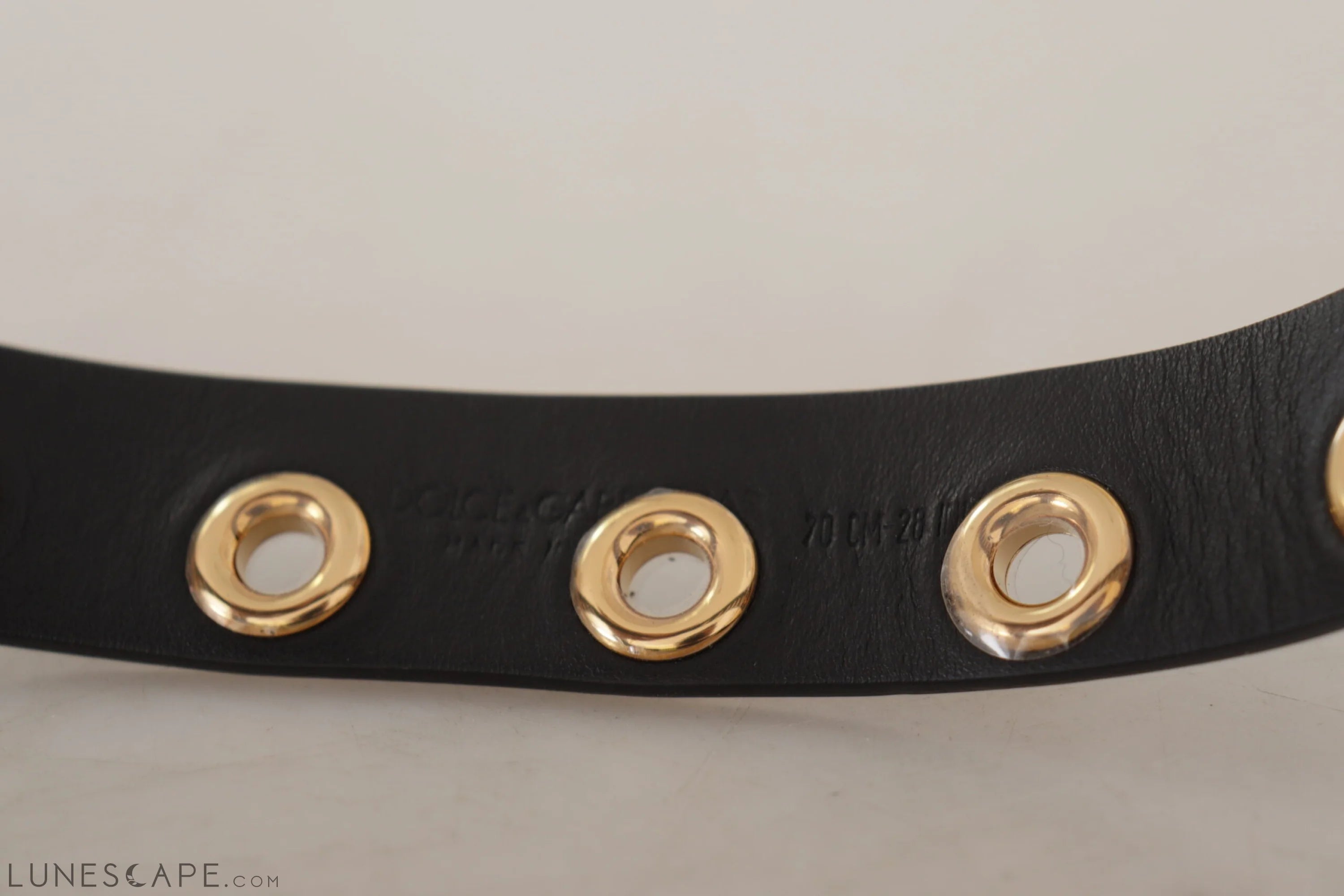 Dolce & Gabbana Chic Black Leather Belt with Engraved Buckle LUNESCAPE