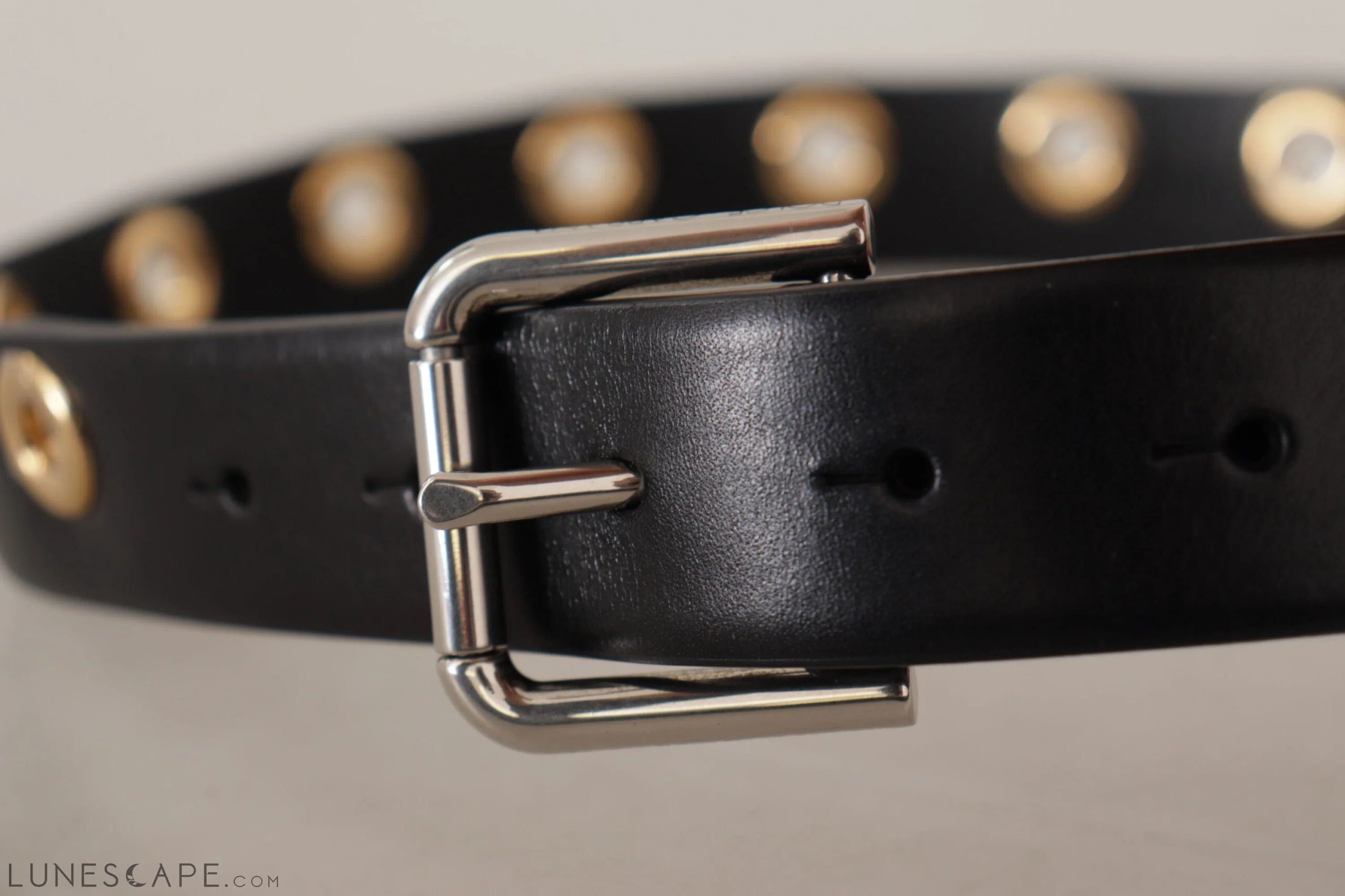 Dolce & Gabbana Chic Black Leather Belt with Engraved Buckle LUNESCAPE