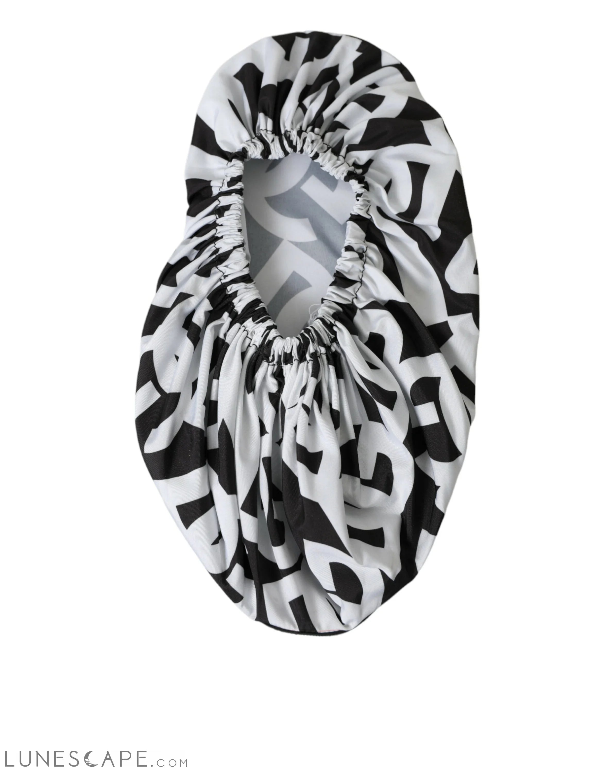 Dolce & Gabbana Chic Monochrome Slip-On Flats LUNESCAPE