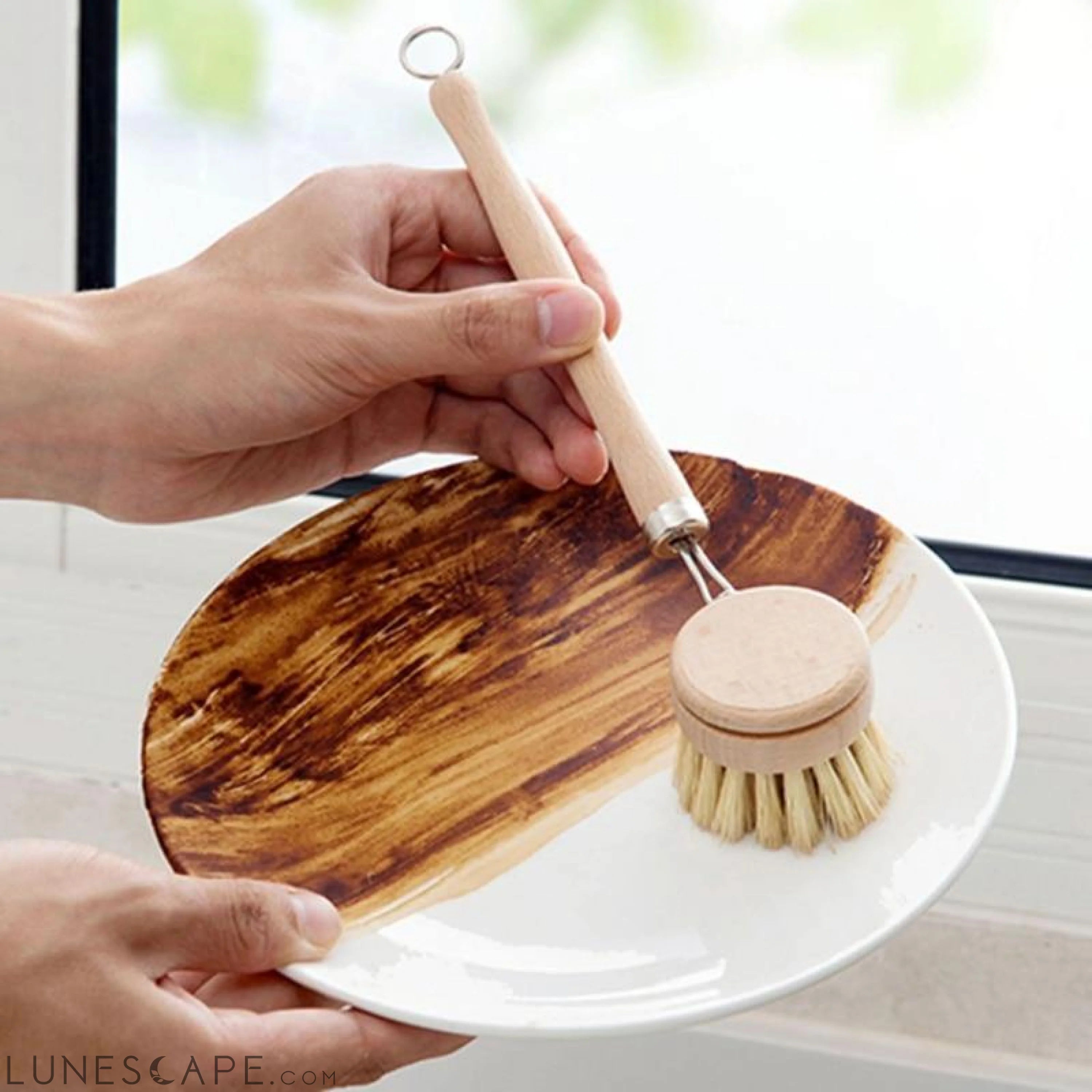 Eco-Friendly Natural Kitchen Scrub Brush LUNESCAPE