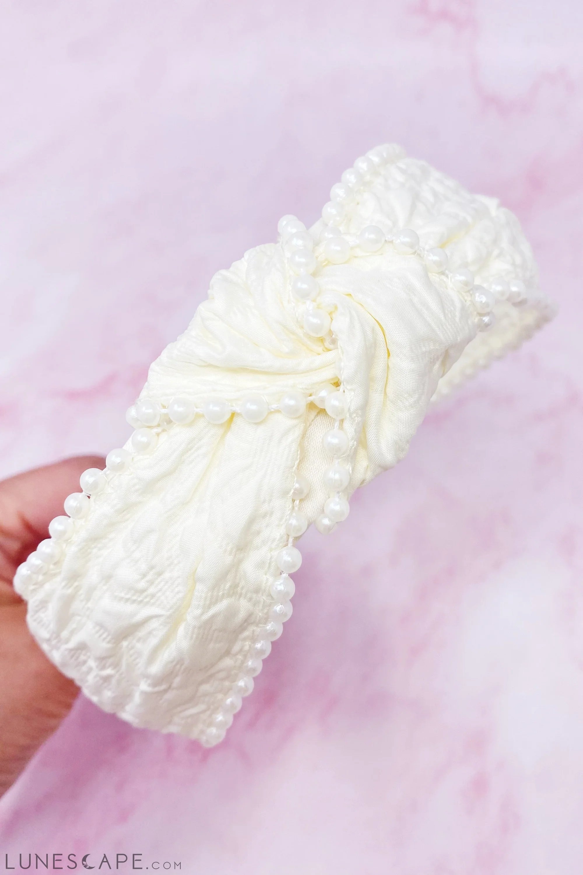 Elegant Knot Pearl Embellished Headband LUNESCAPE