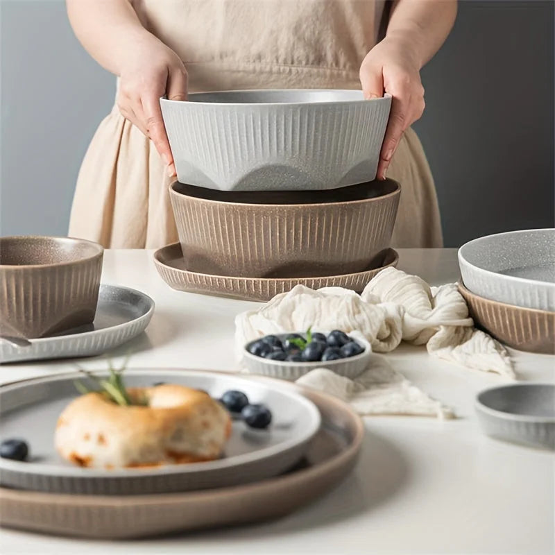 Elegant Mist Gray Porcelain Dinner Plate Dishwasher  Microwave Safe LUNESCAPE