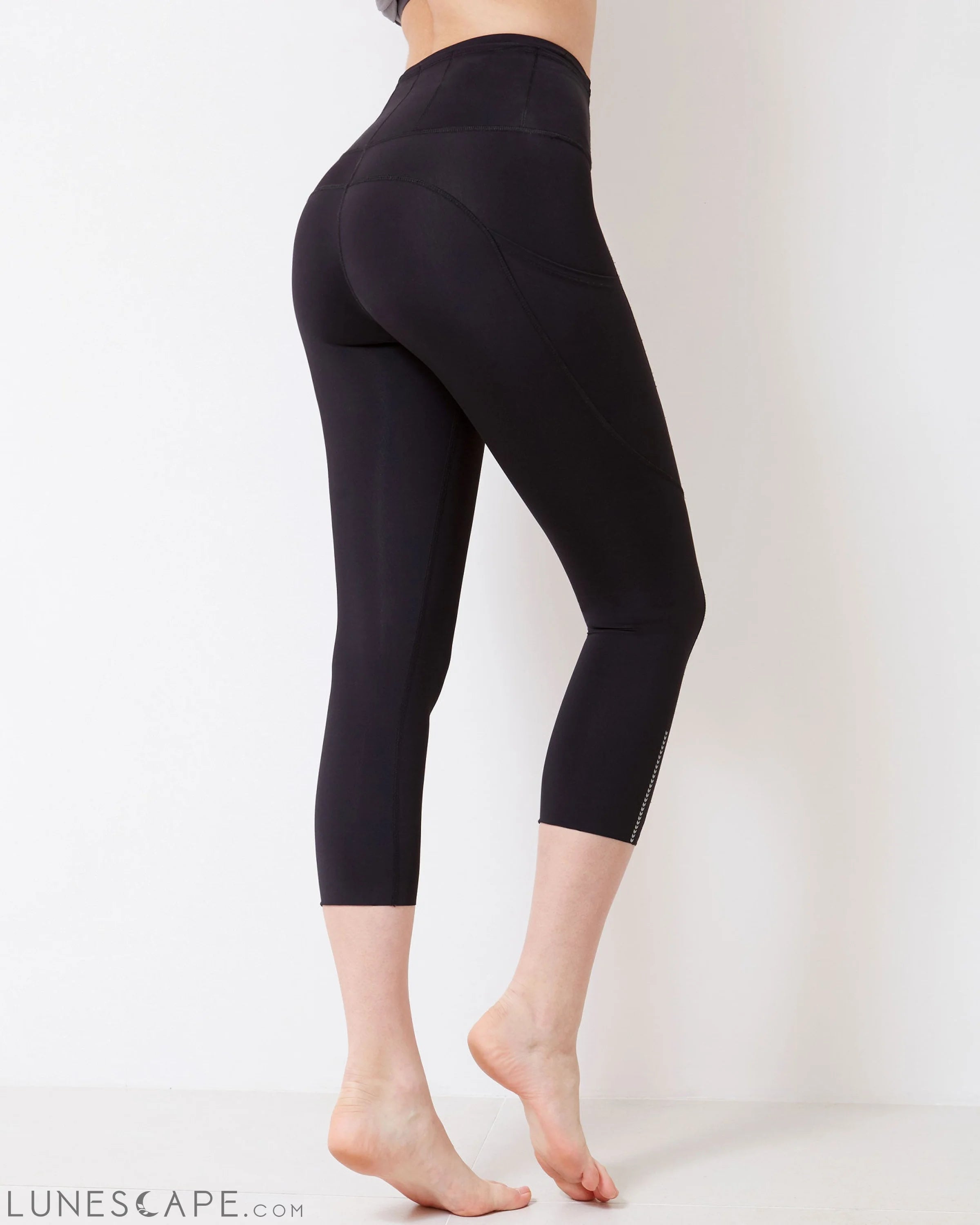 Energy Reflective Silkiflex™ Legging 21.5" LUNESCAPE