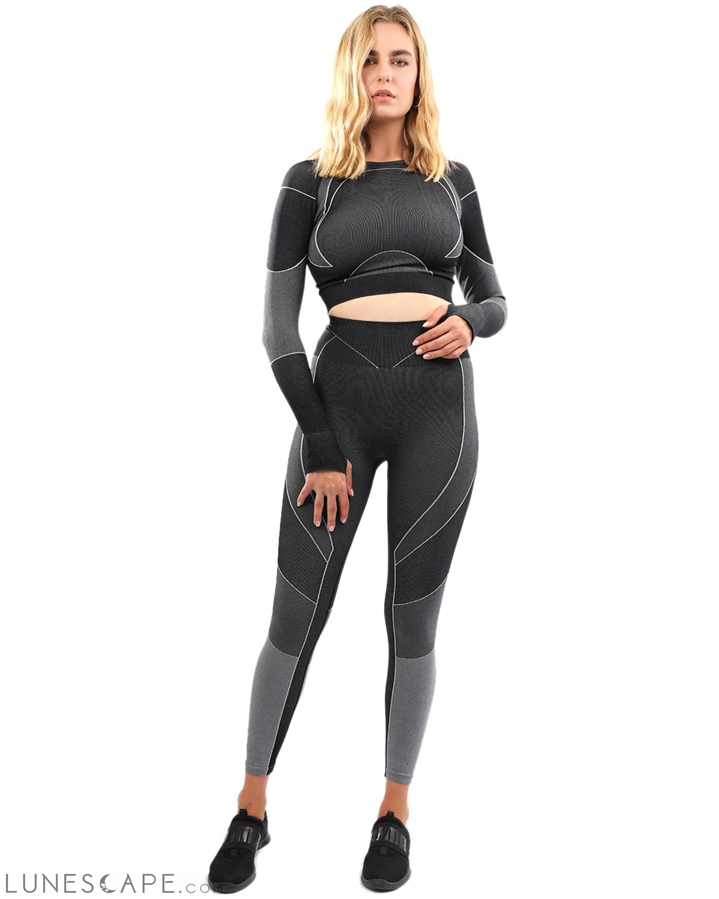 Escolta Seamless Legging & Sports Top Set - Black & Charcoal Grey LUNESCAPE