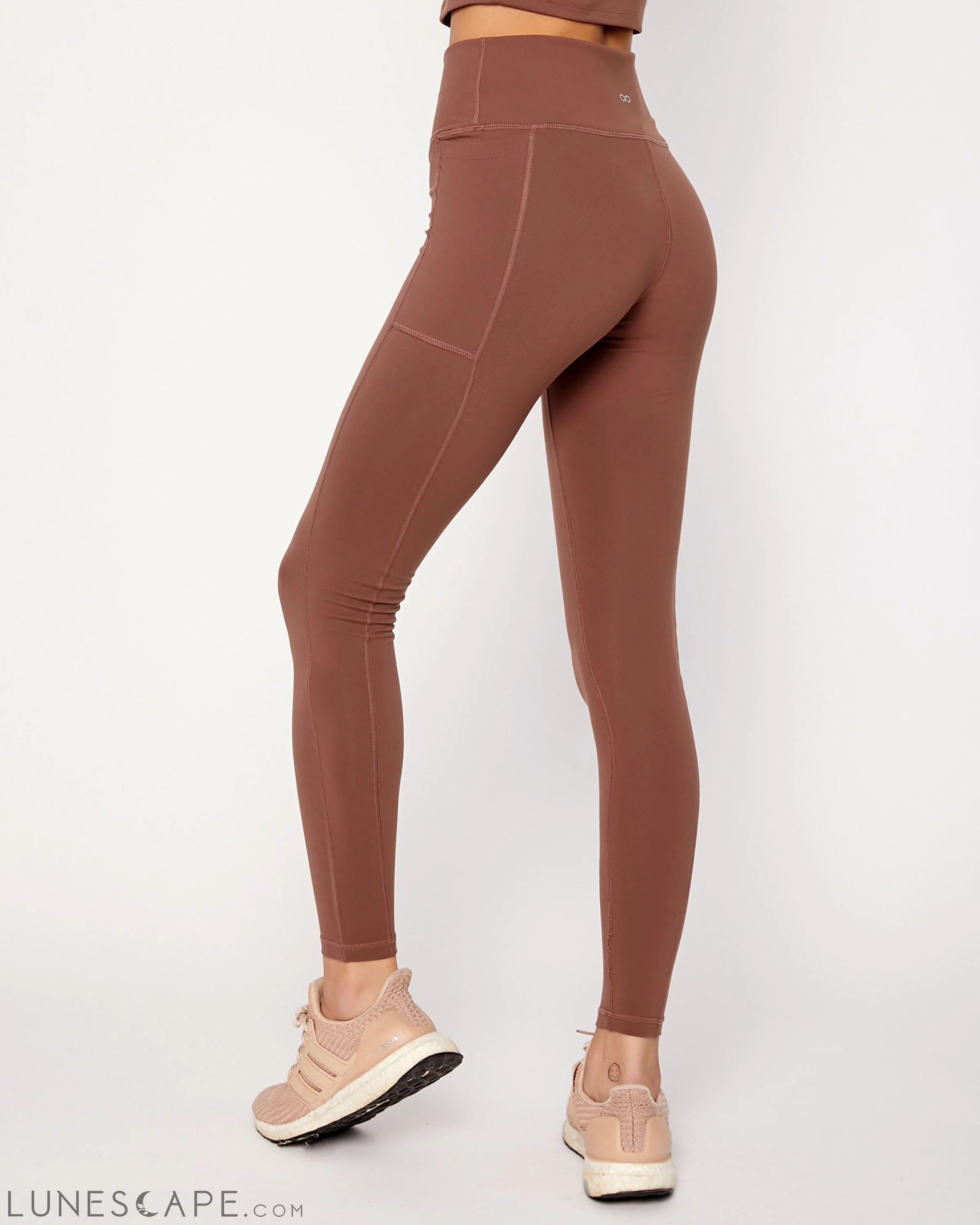 Explore Pocket Legging 26" LUNESCAPE