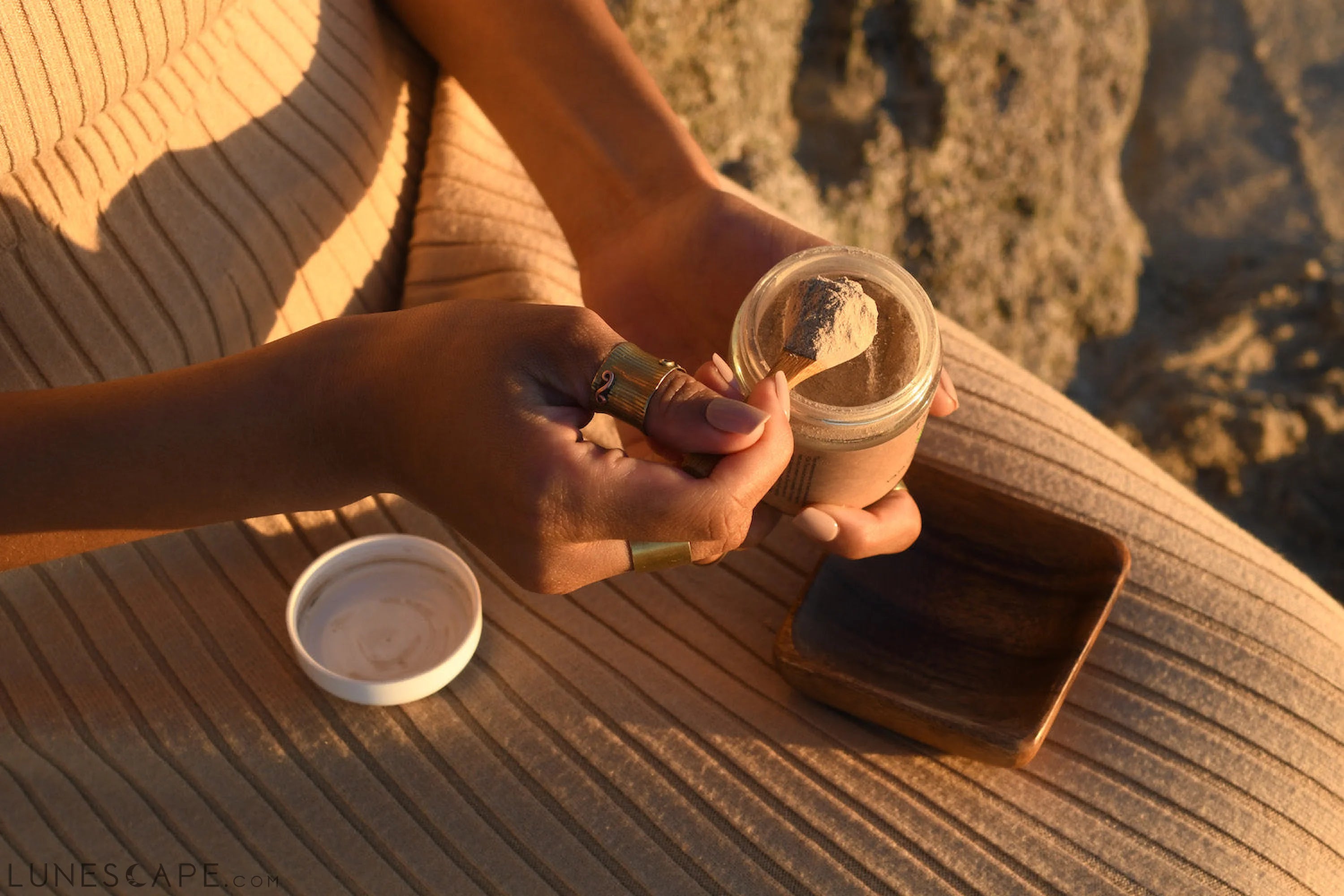 Facial Bowl & Spoon LUNESCAPE