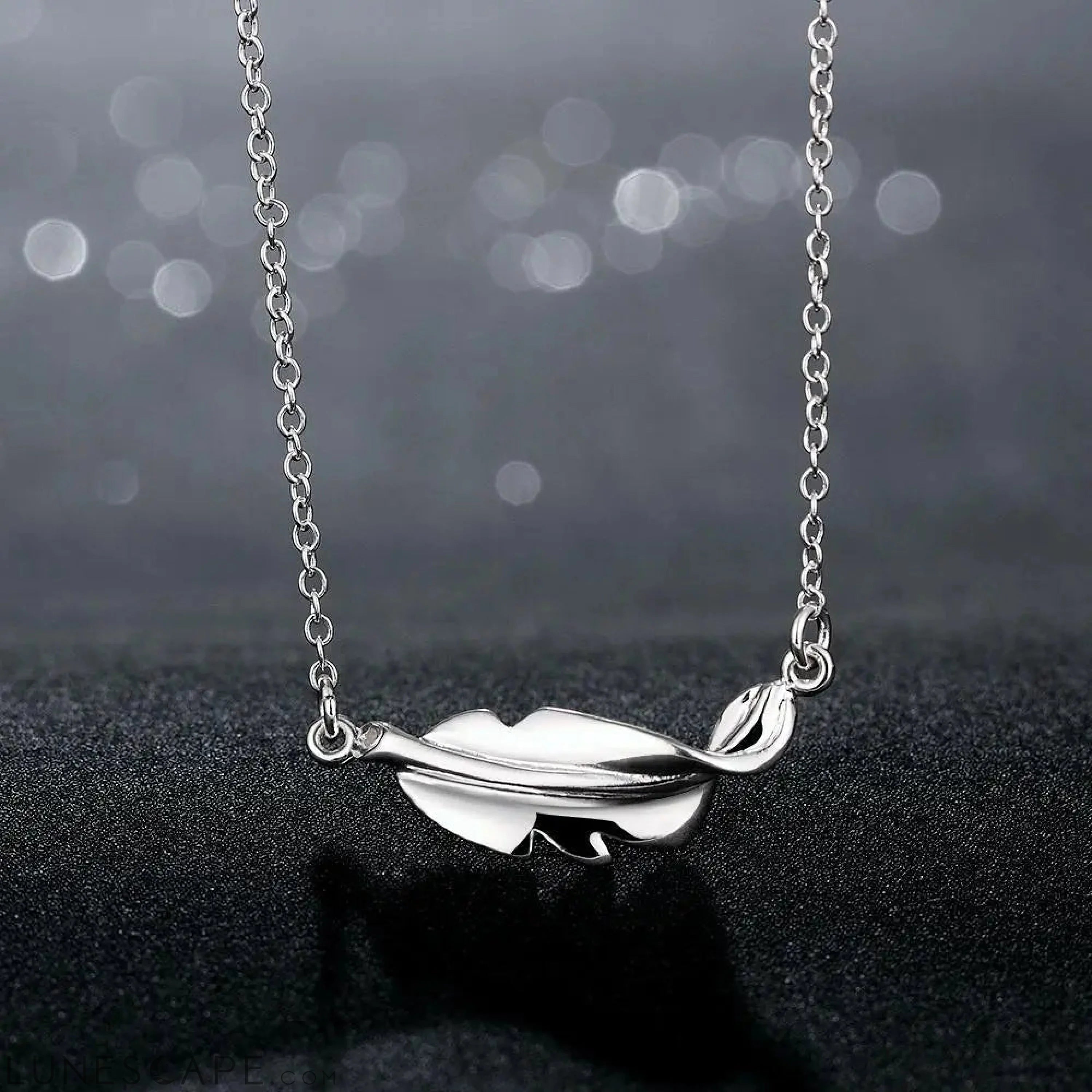 Falling Leaf Necklace LUNESCAPE