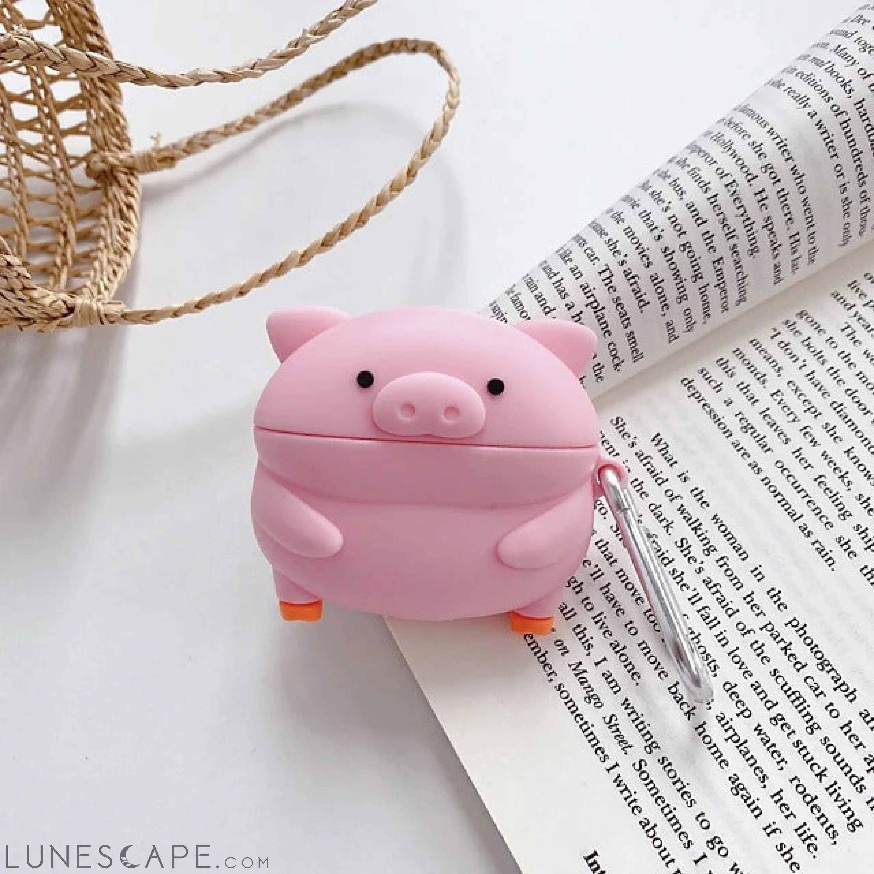 Fat Piggy AirPods Case LUNESCAPE