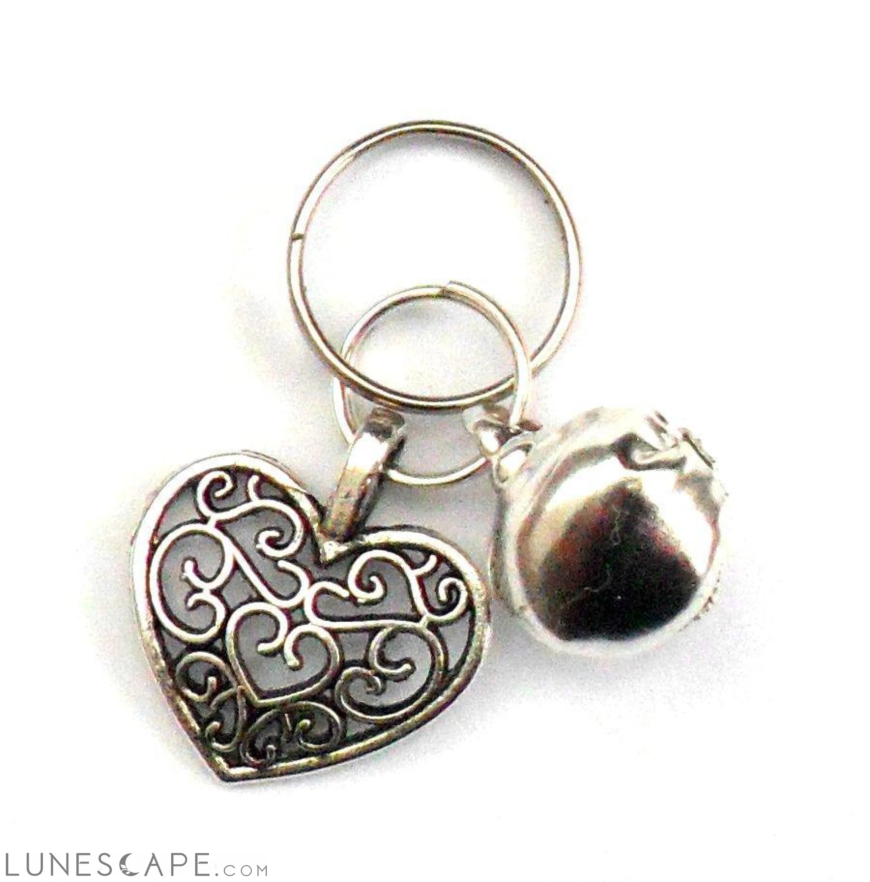 Filigree Heart Pet Charm LUNESCAPE