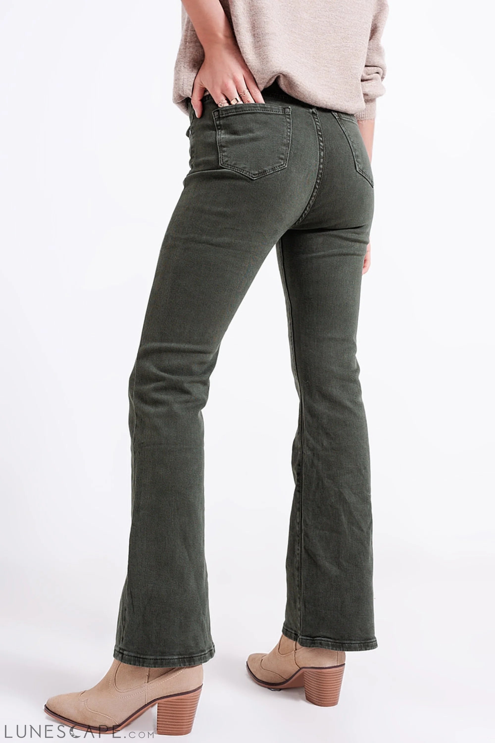 Flared Jeans in Olive LUNESCAPE