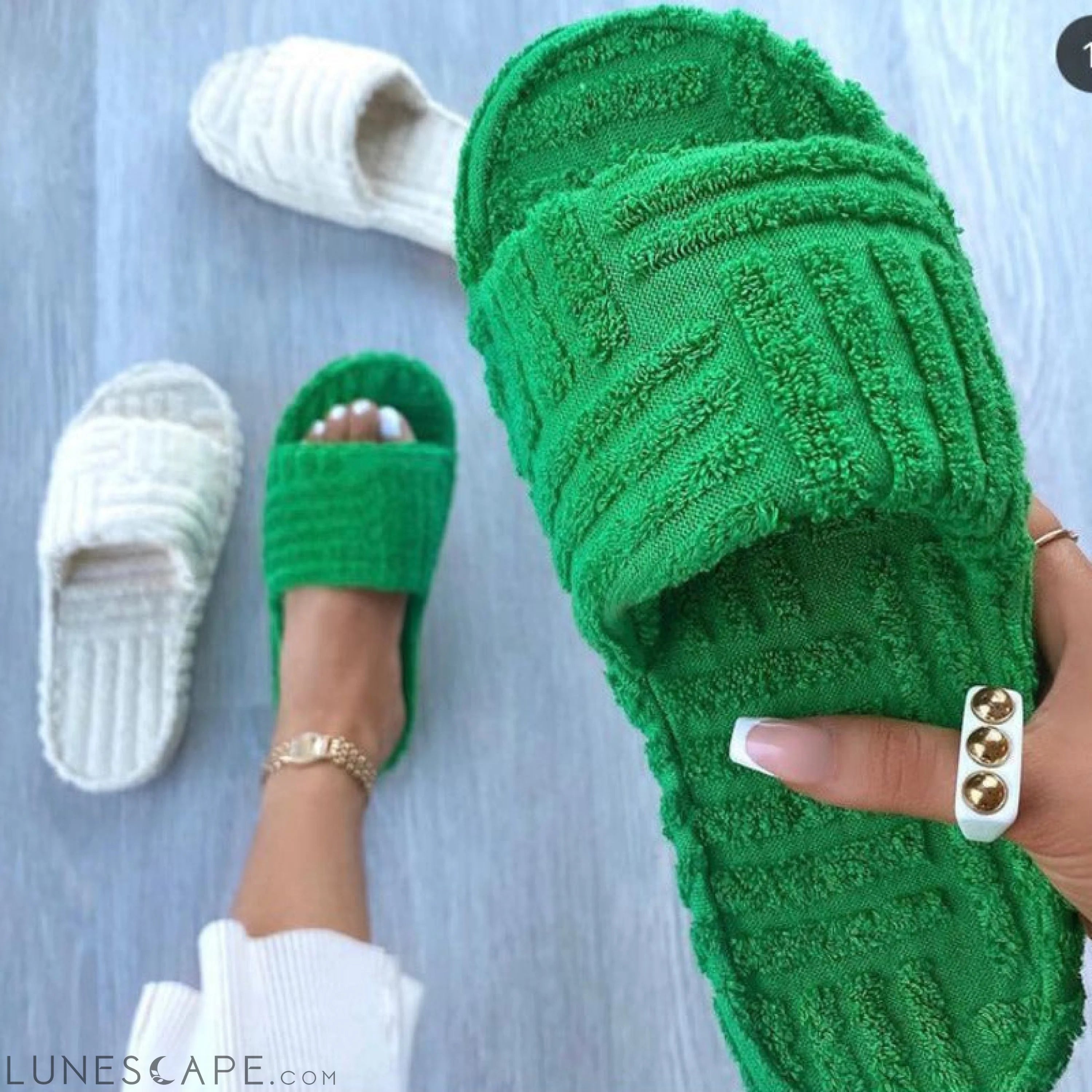 Flat Furry Slippers Women Thick Sole Terrycloth Slippers LUNESCAPE